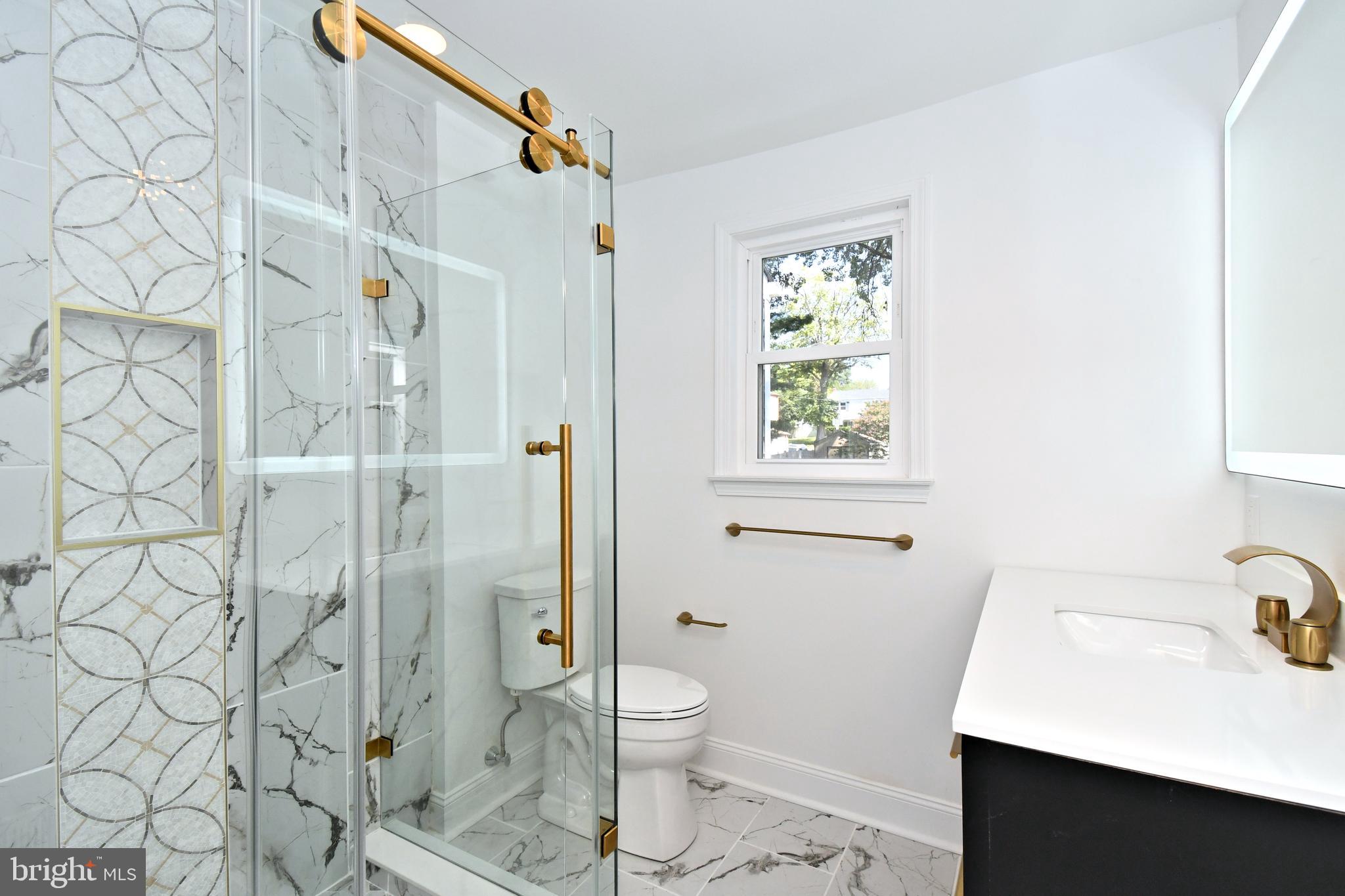 LAFAYETTE HILL - Residential