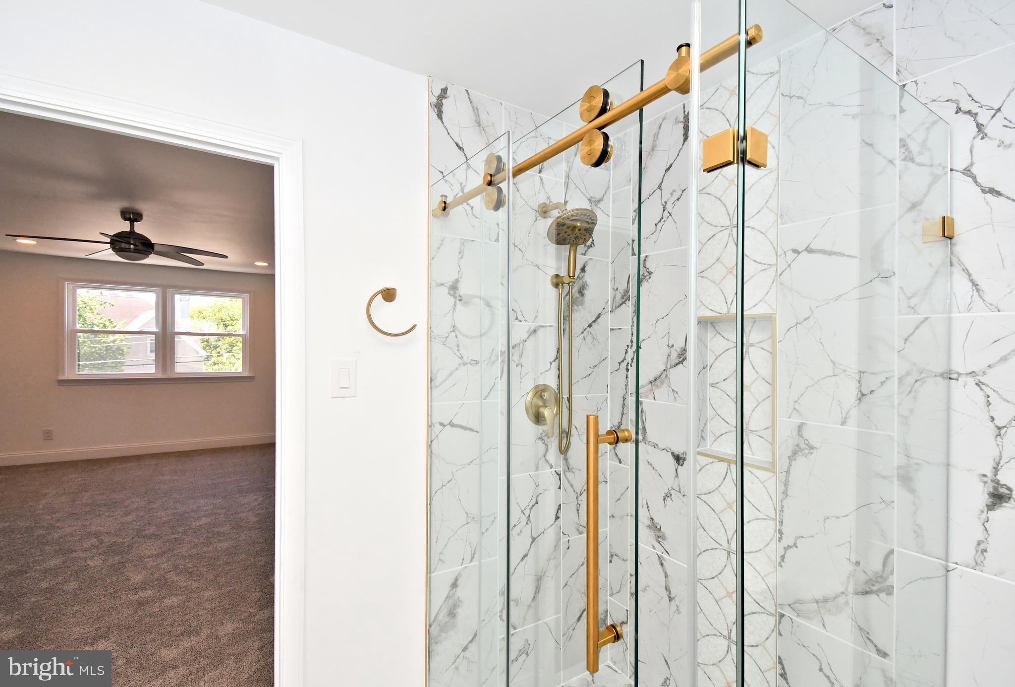 LAFAYETTE HILL - Residential