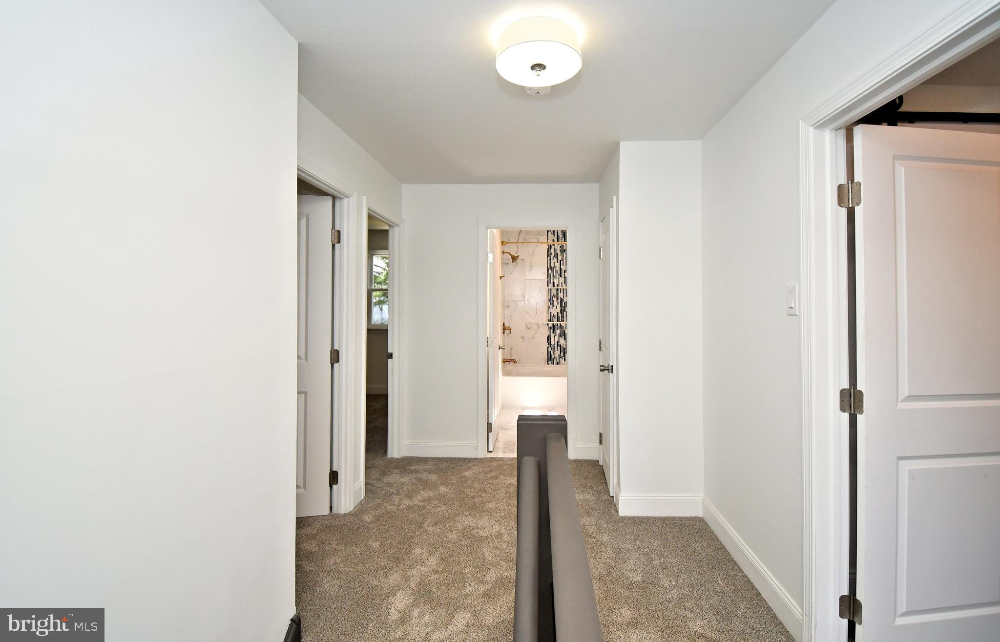 LAFAYETTE HILL - Residential