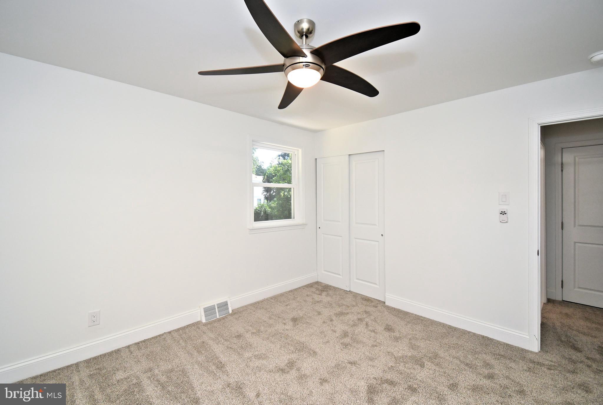 LAFAYETTE HILL - Residential