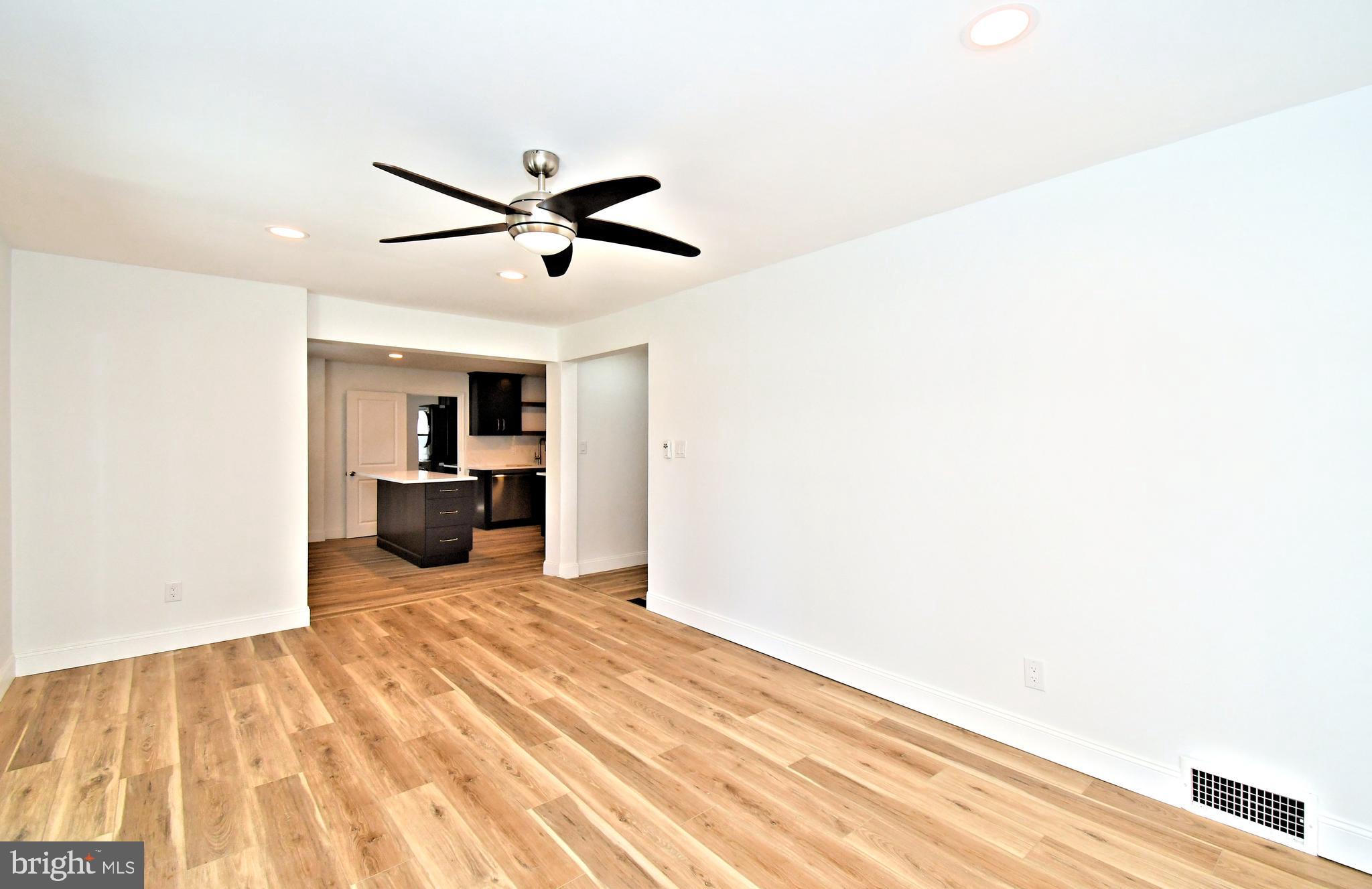 LAFAYETTE HILL - Residential