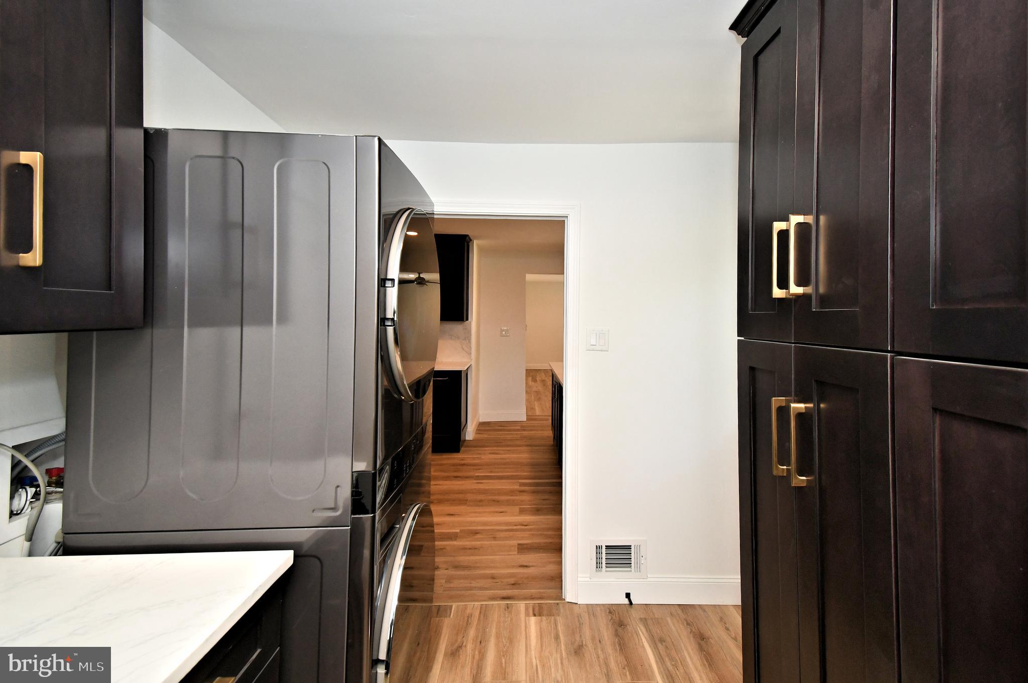 LAFAYETTE HILL - Residential