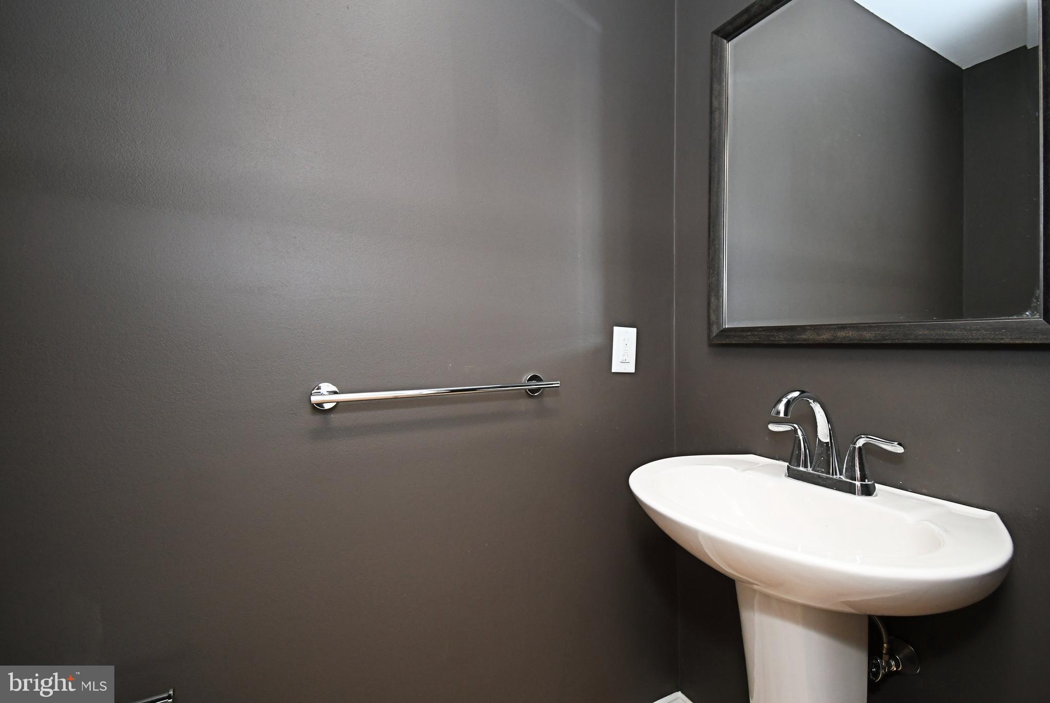 LAFAYETTE HILL - Residential