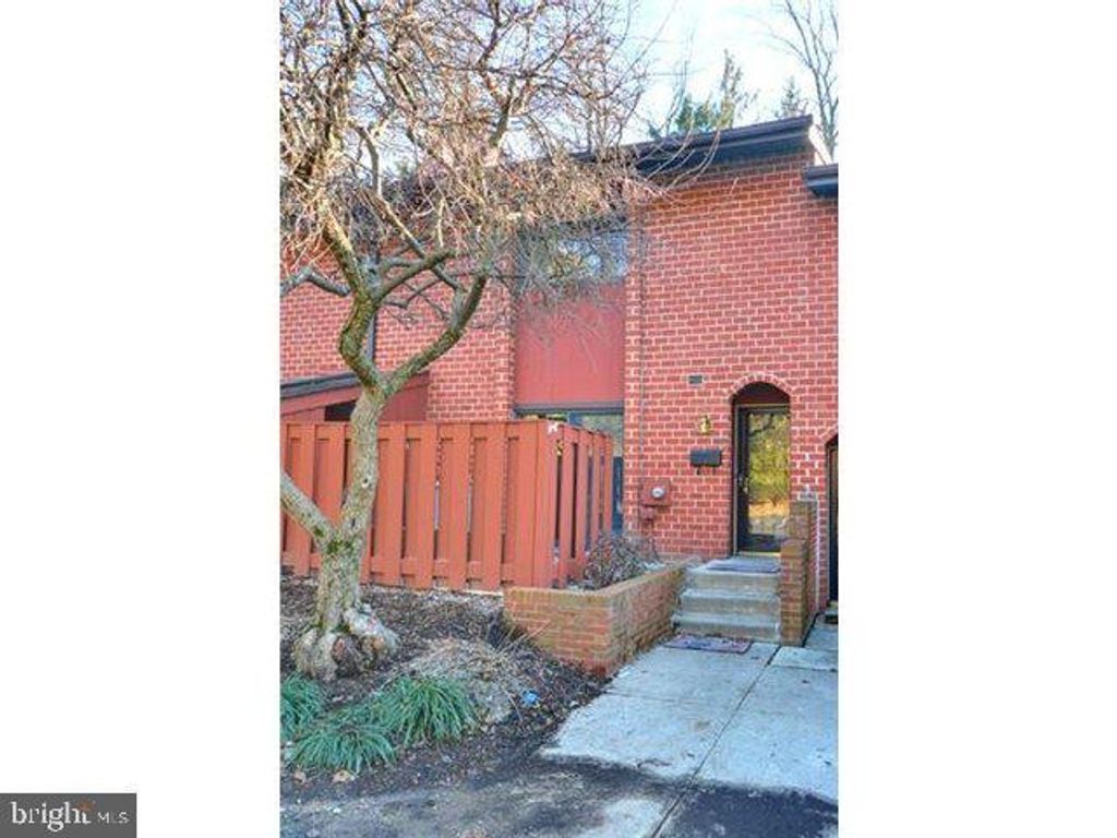 Photo of 1804 Worthington Drive #1804, EXTON, PA 19341 (MLS # PACT2117954)