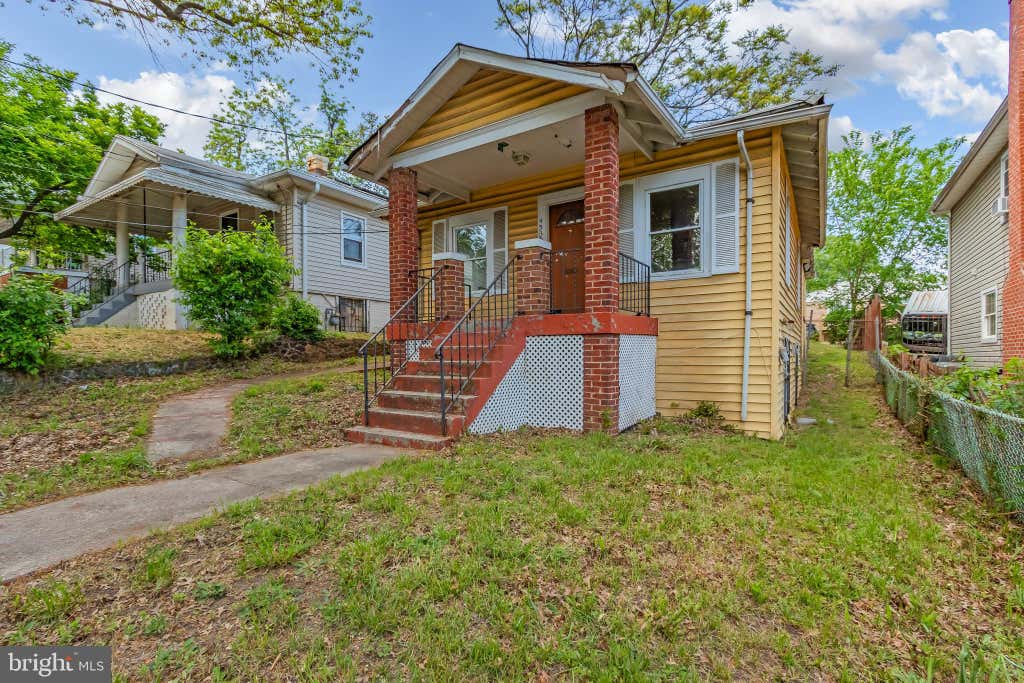 Photo of 4530 Dix Street NE, WASHINGTON, DC 20019 (MLS # DCDC2258478)