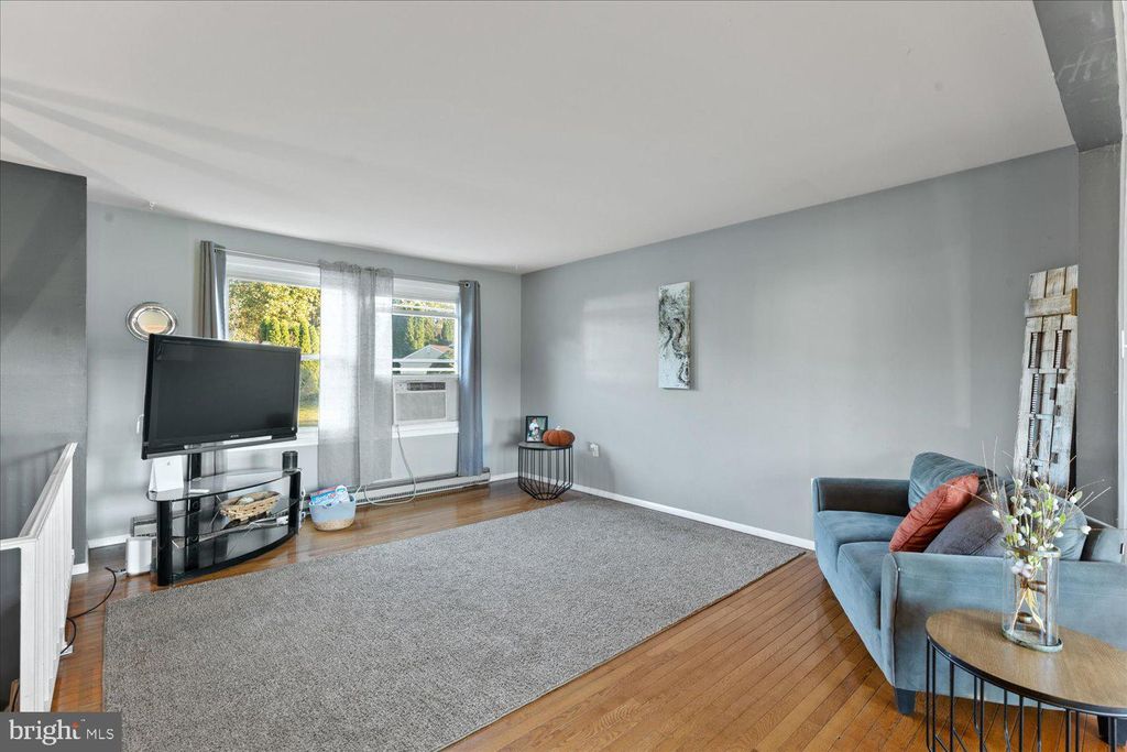 Photo of 217 PULTE RD, LANCASTER, PA 17601 (MLS # PALA2040468)