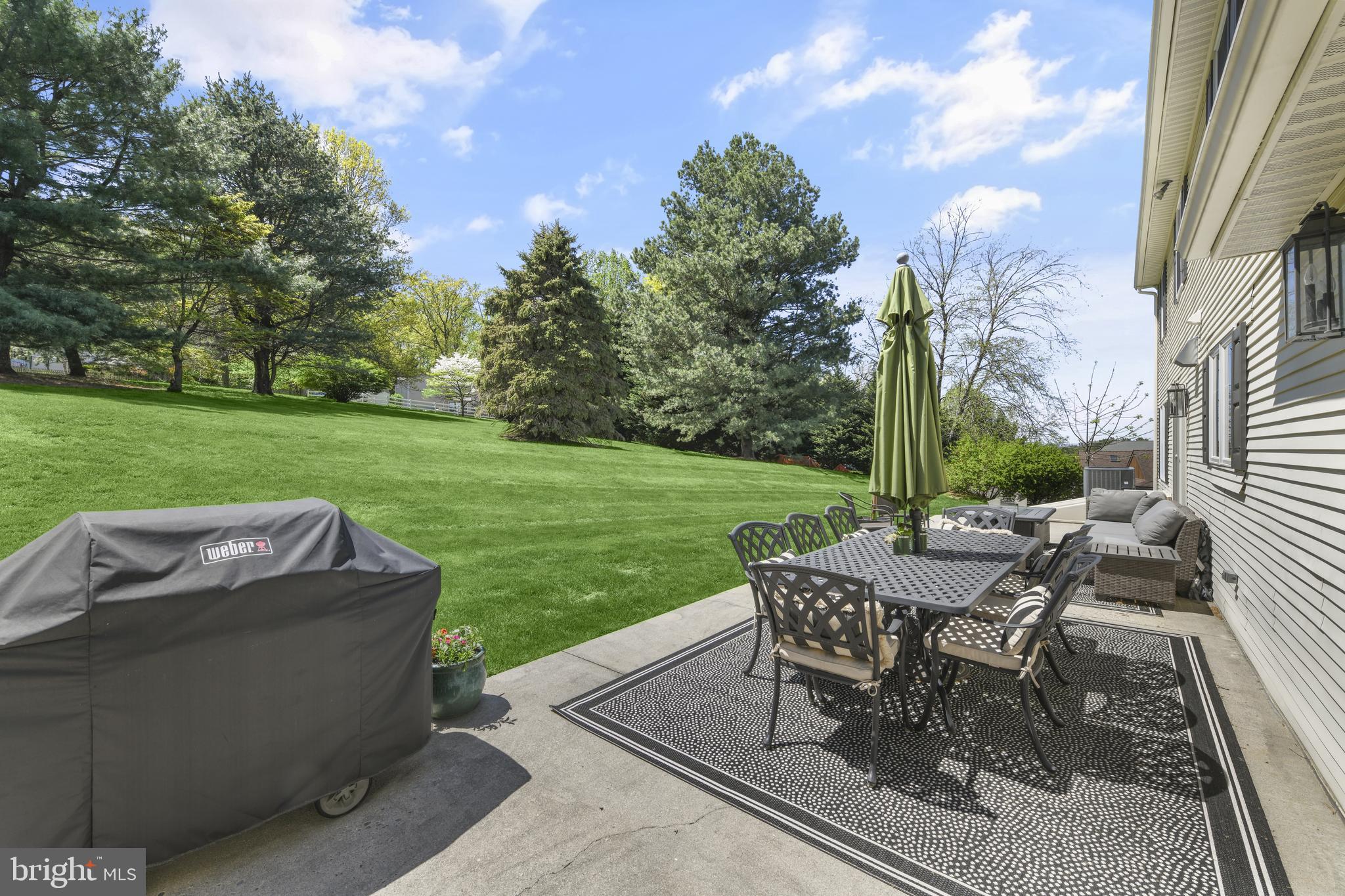 THE OAKS - Residential