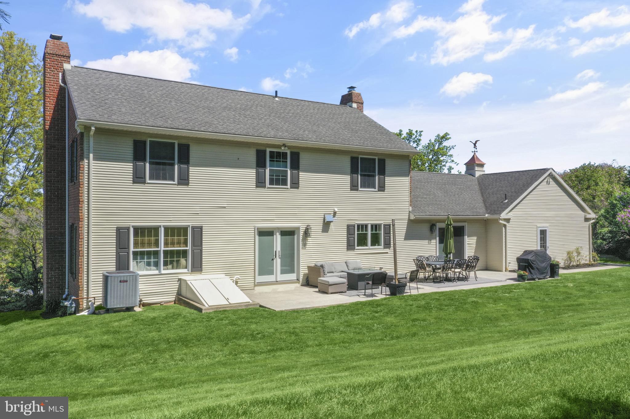 THE OAKS - Residential