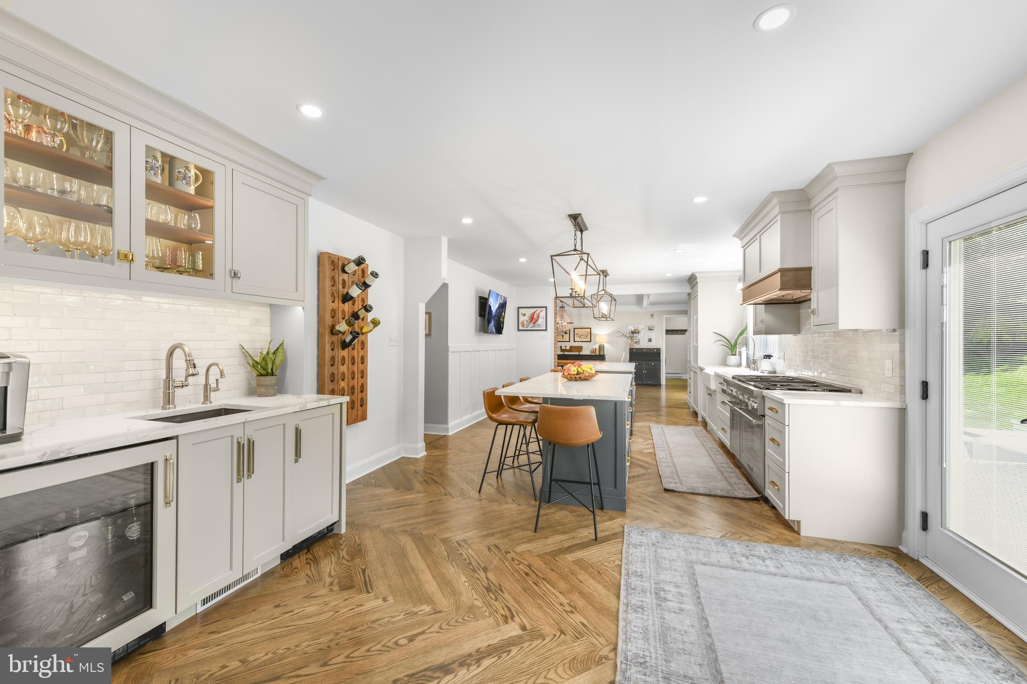 THE OAKS - Residential