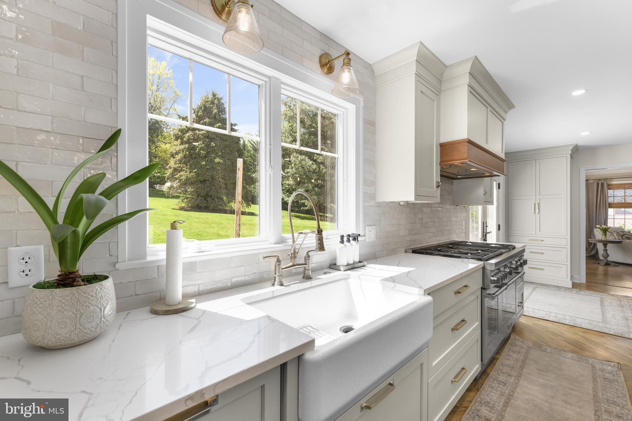 THE OAKS - Residential