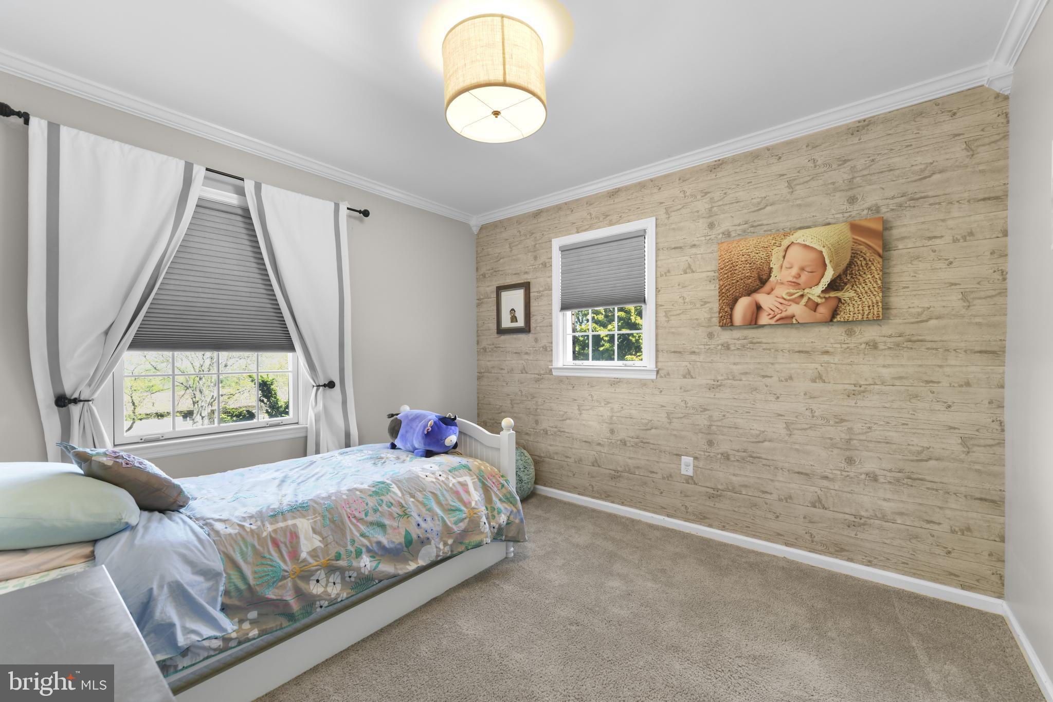 THE OAKS - Residential