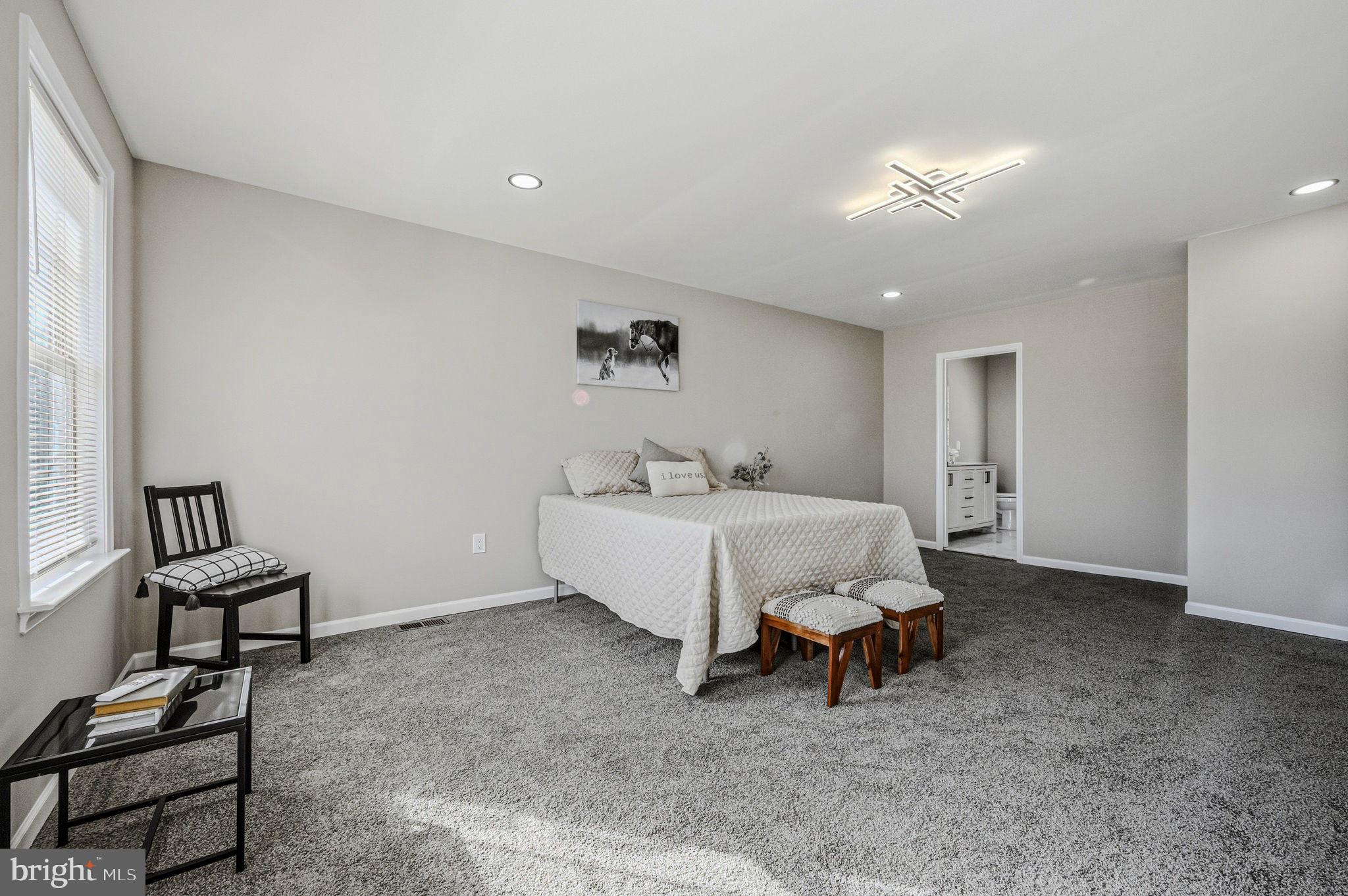 SALEM TRACE - Residential