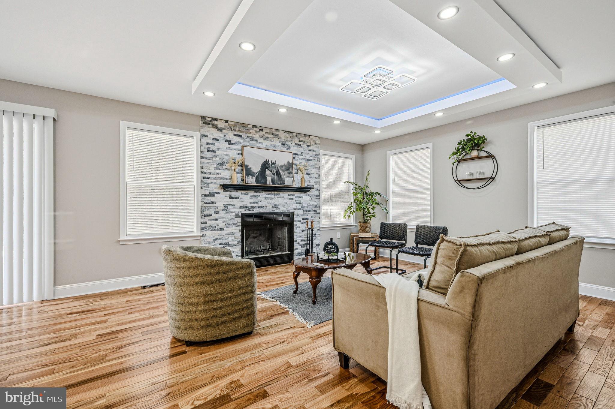 SALEM TRACE - Residential