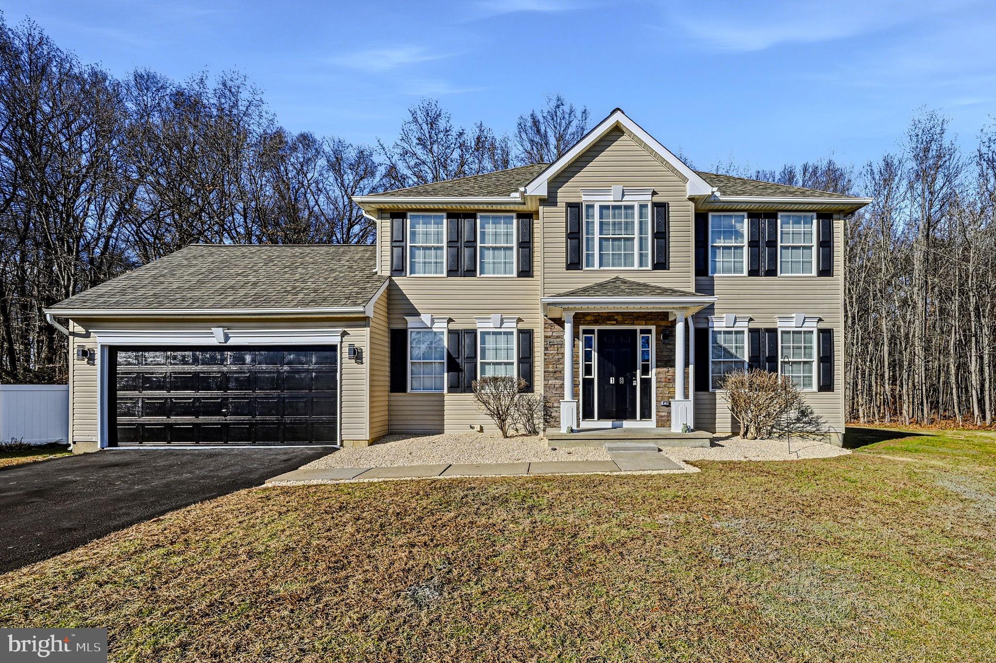 SALEM TRACE - Residential