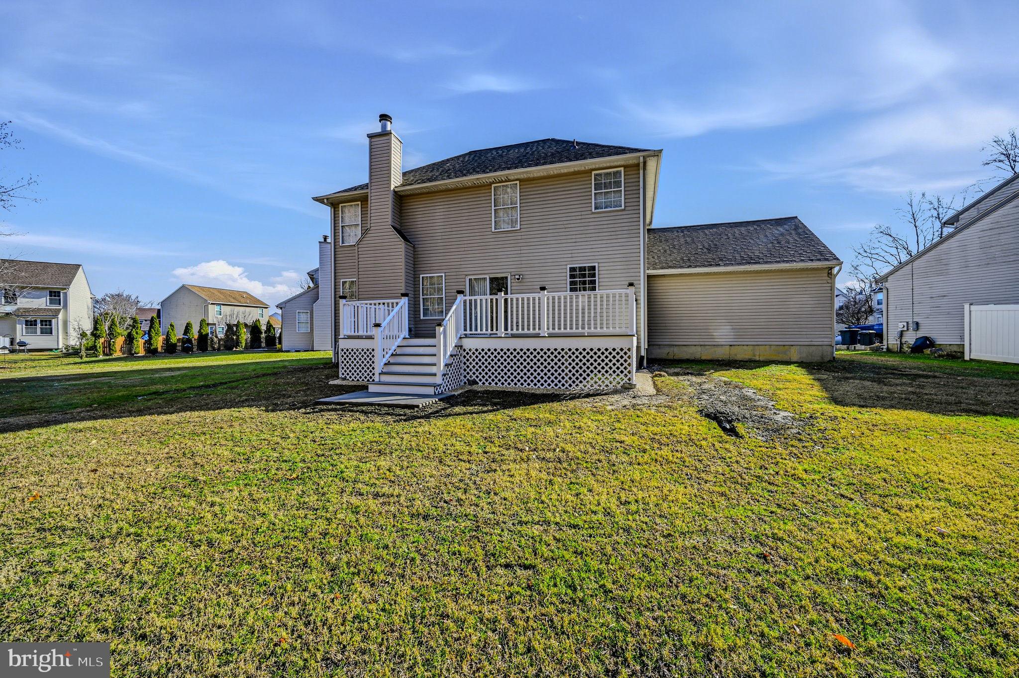 SALEM TRACE - Residential