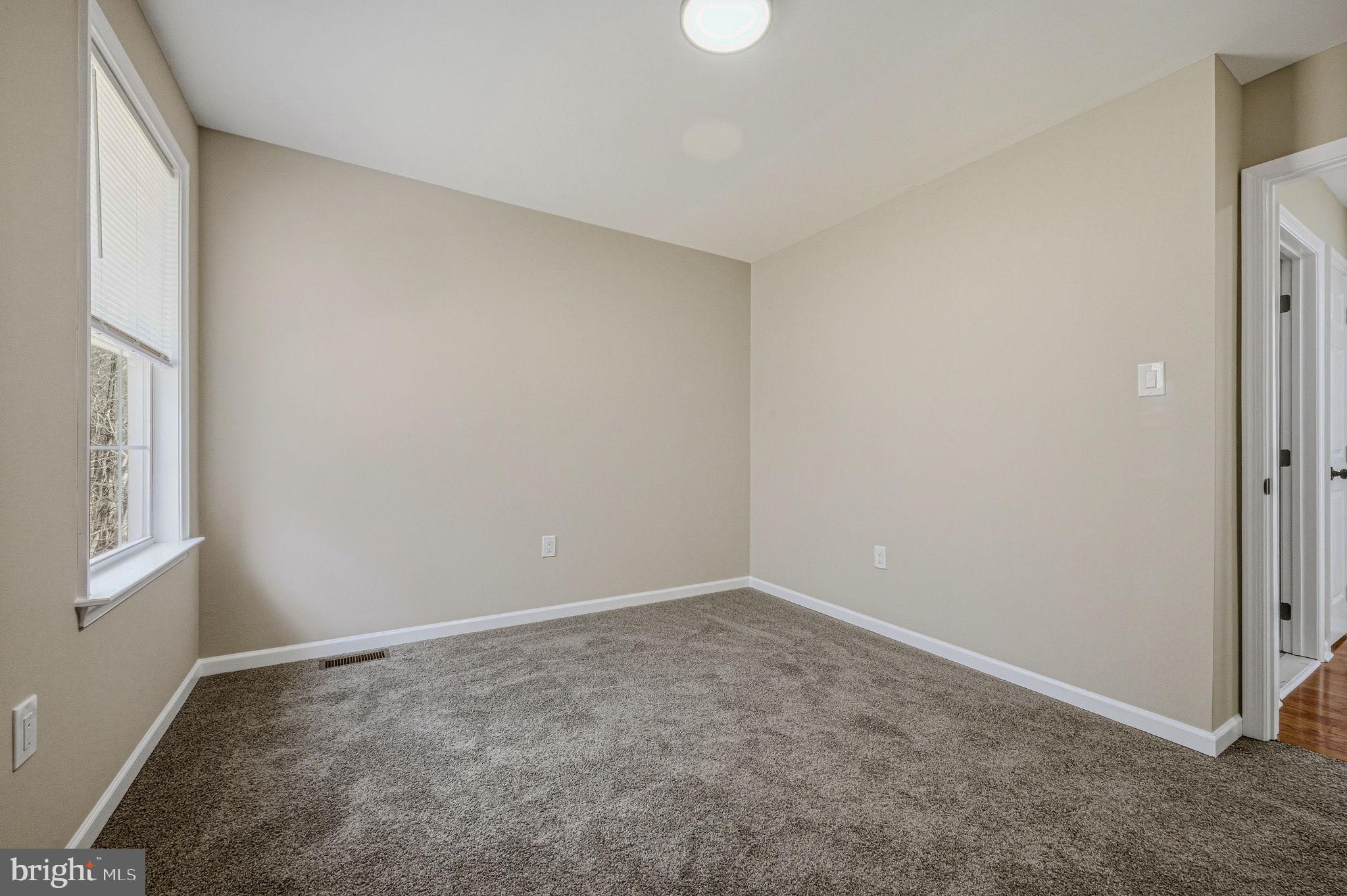 SALEM TRACE - Residential