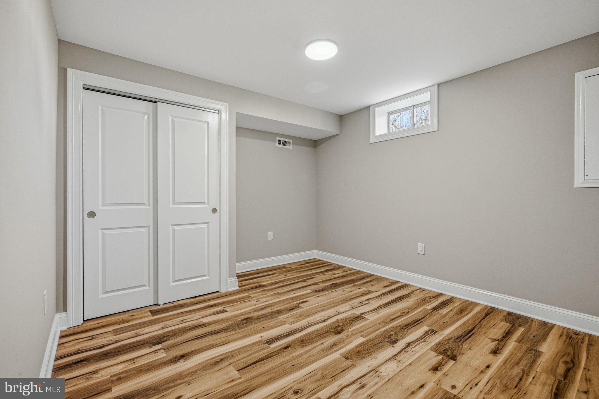 SALEM TRACE - Residential