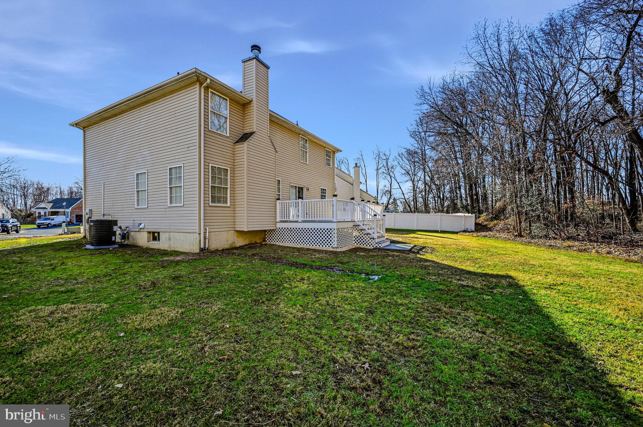 SALEM TRACE - Residential