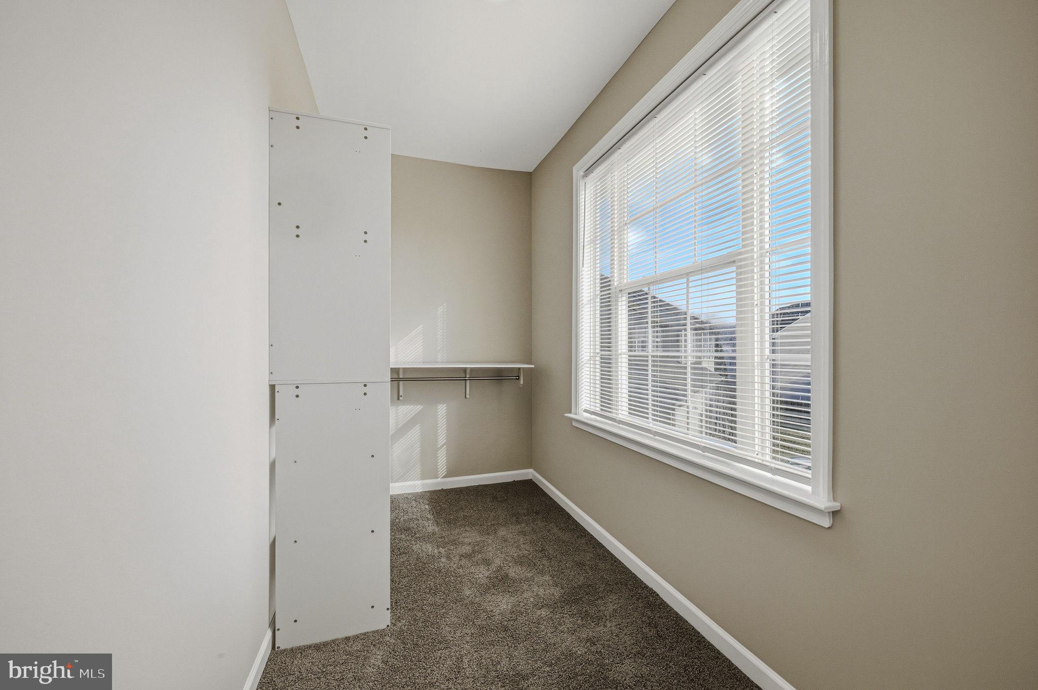 SALEM TRACE - Residential