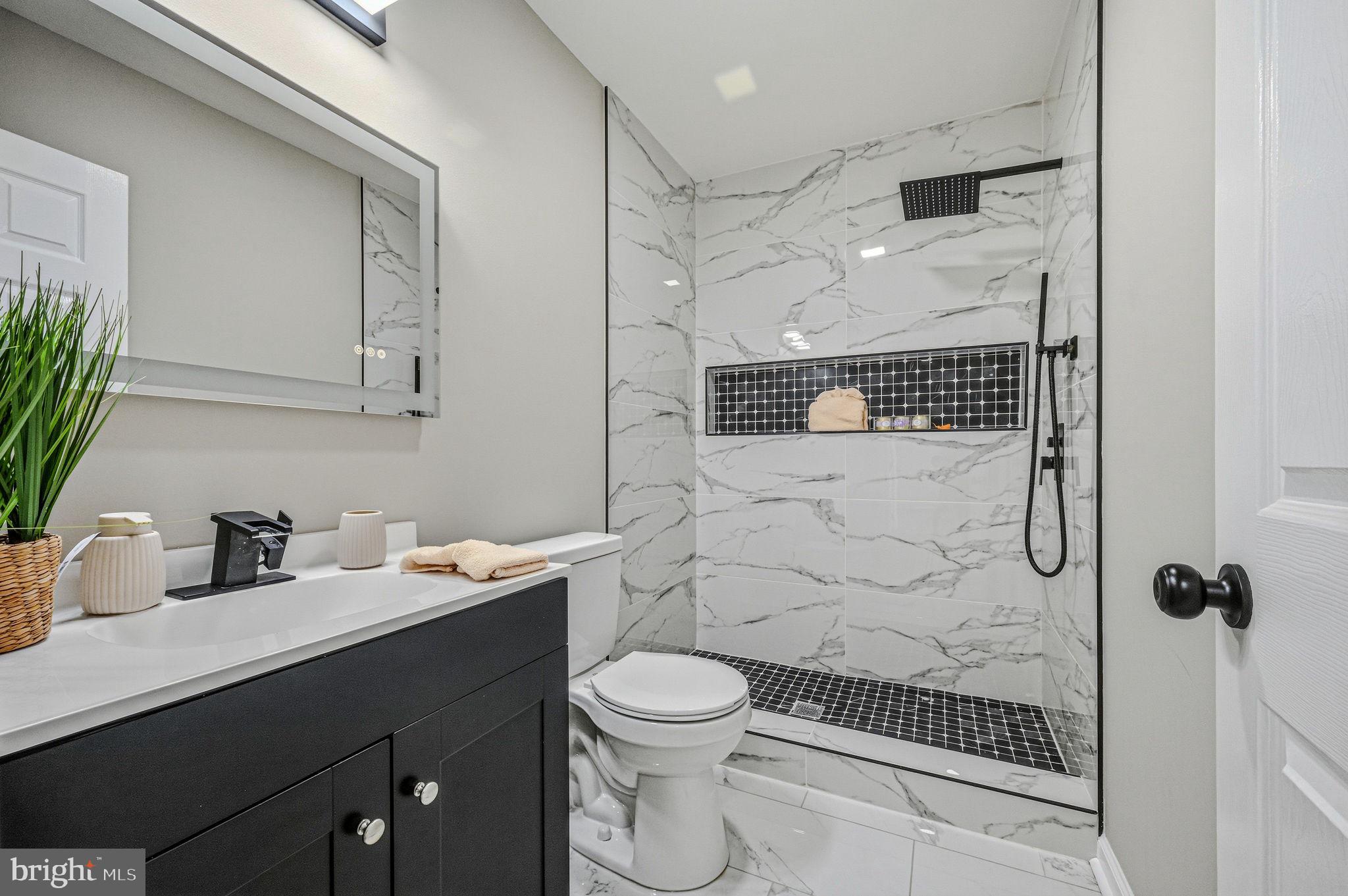 SALEM TRACE - Residential