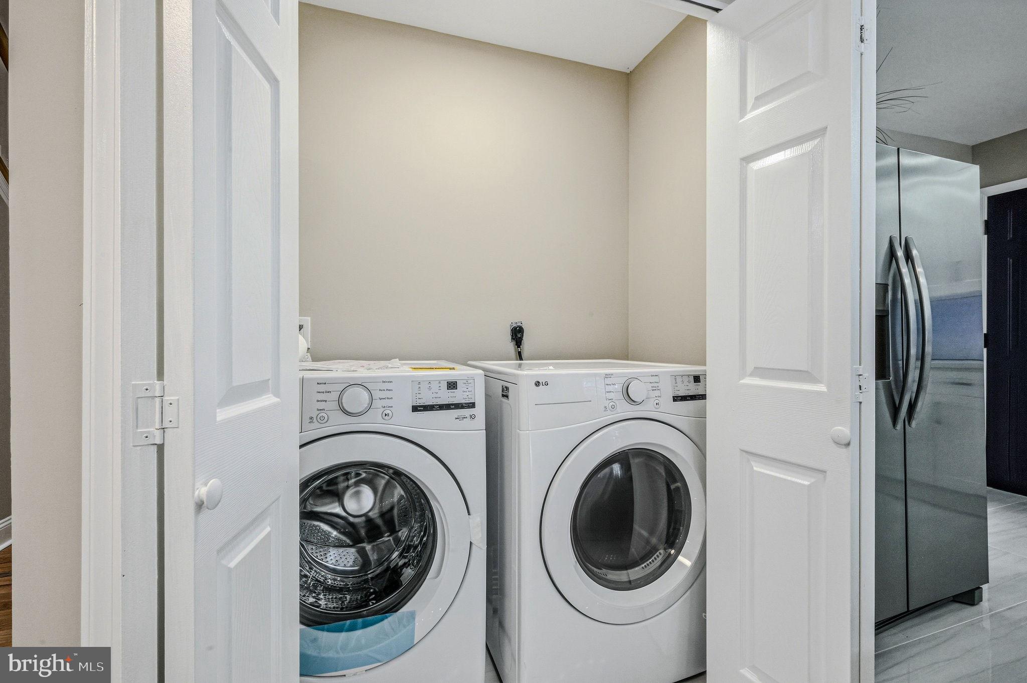 SALEM TRACE - Residential