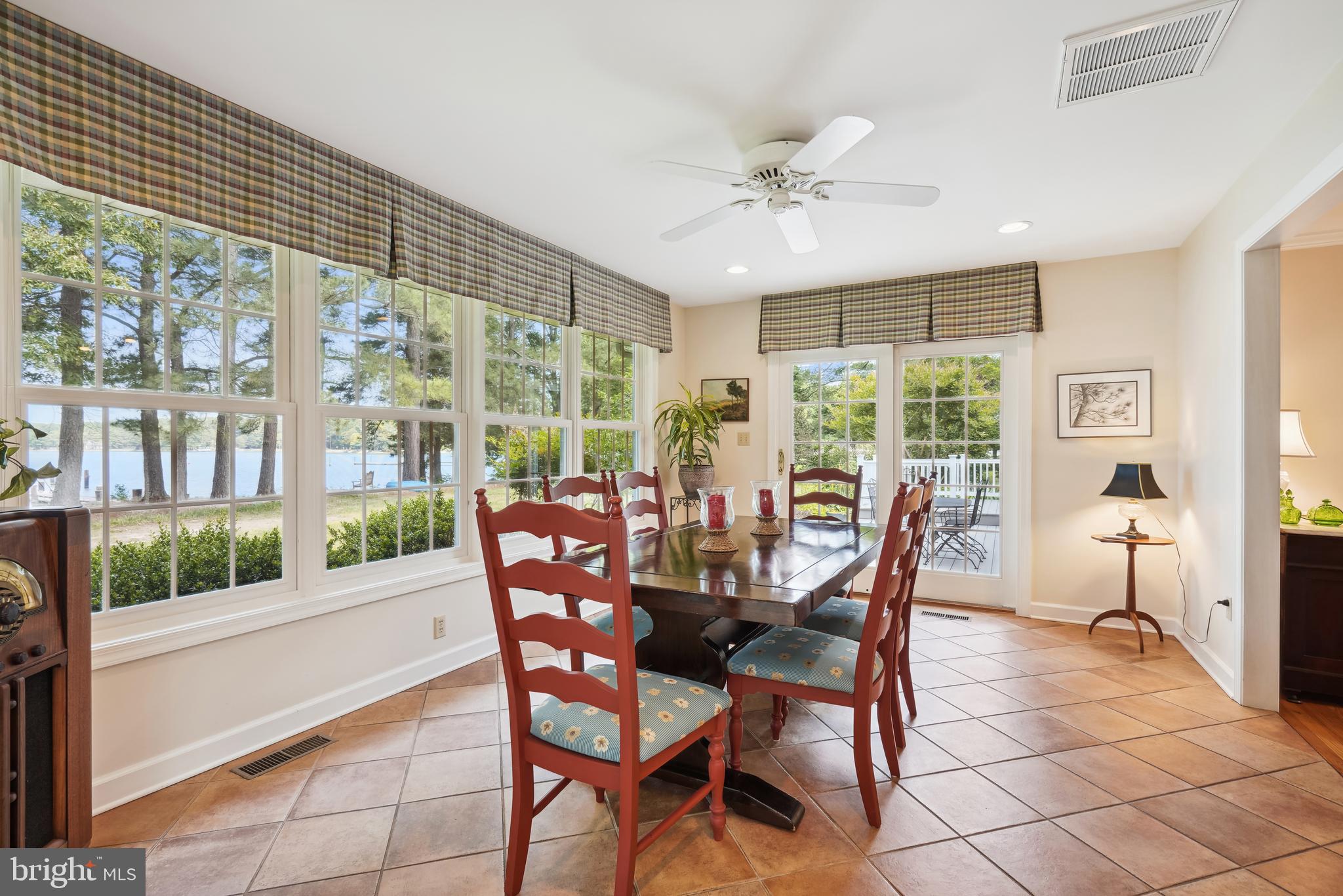 ROYAL OAK - Residential