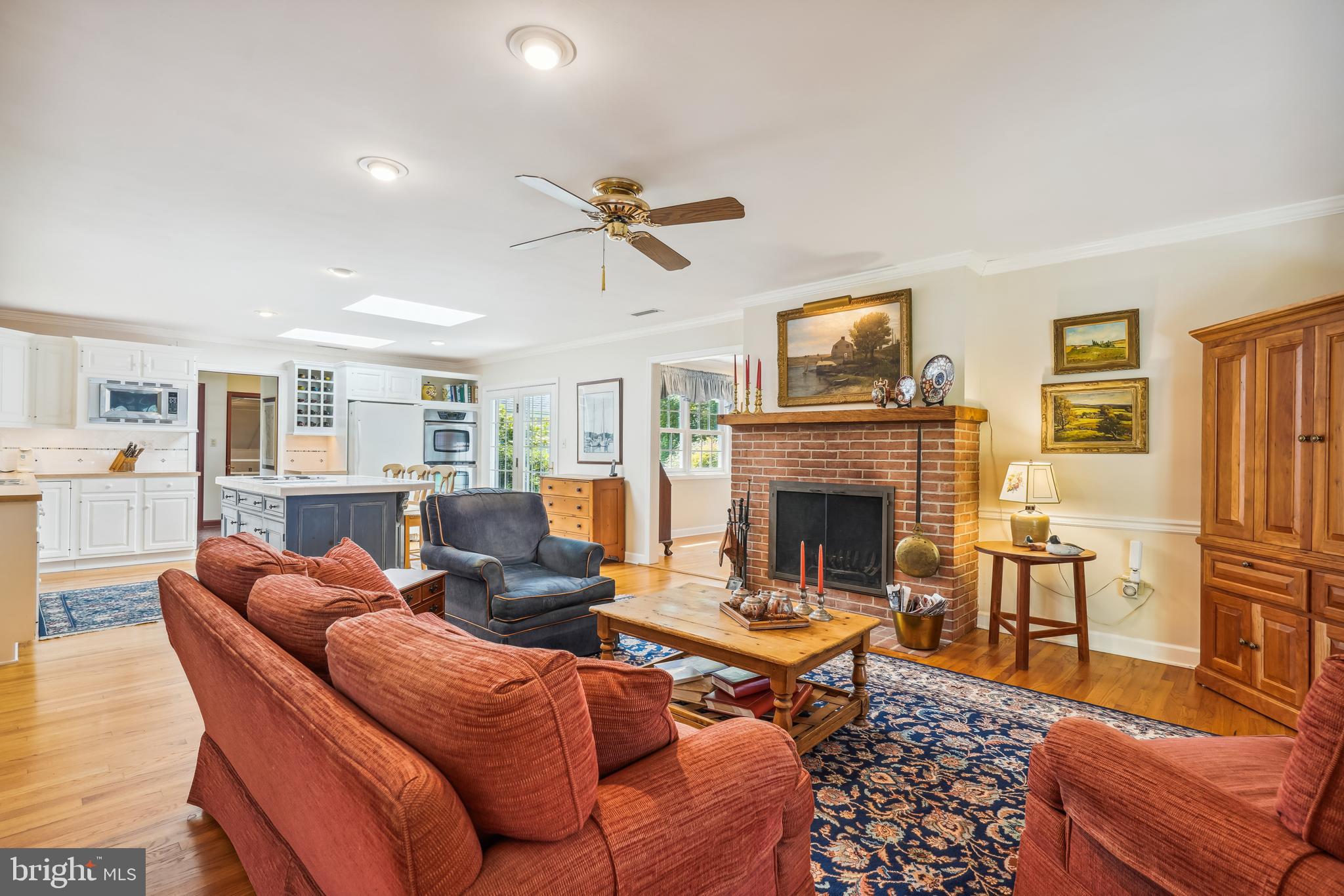 ROYAL OAK - Residential