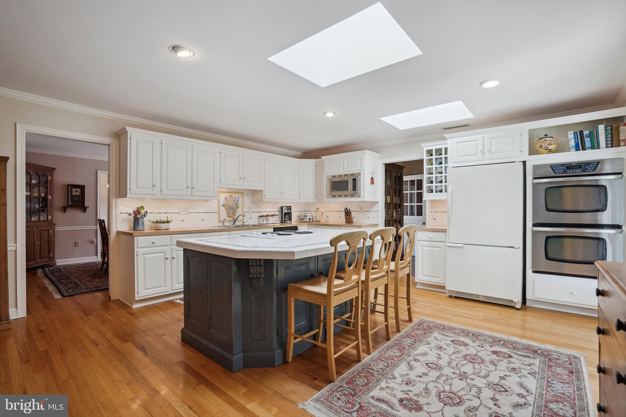 ROYAL OAK - Residential