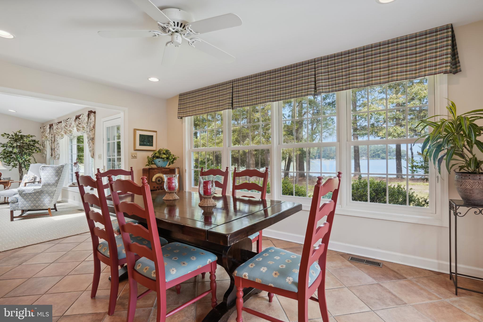 ROYAL OAK - Residential