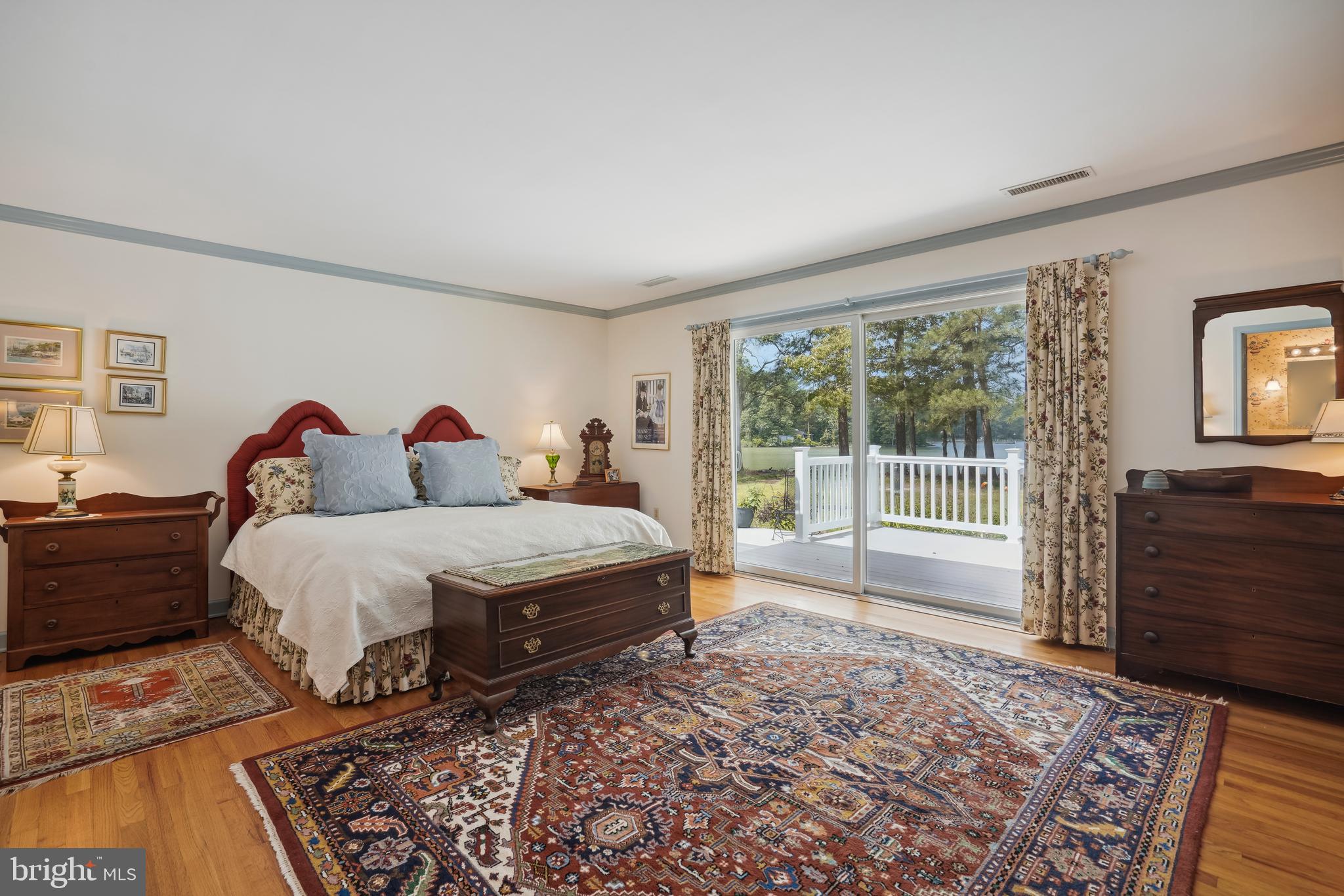 ROYAL OAK - Residential