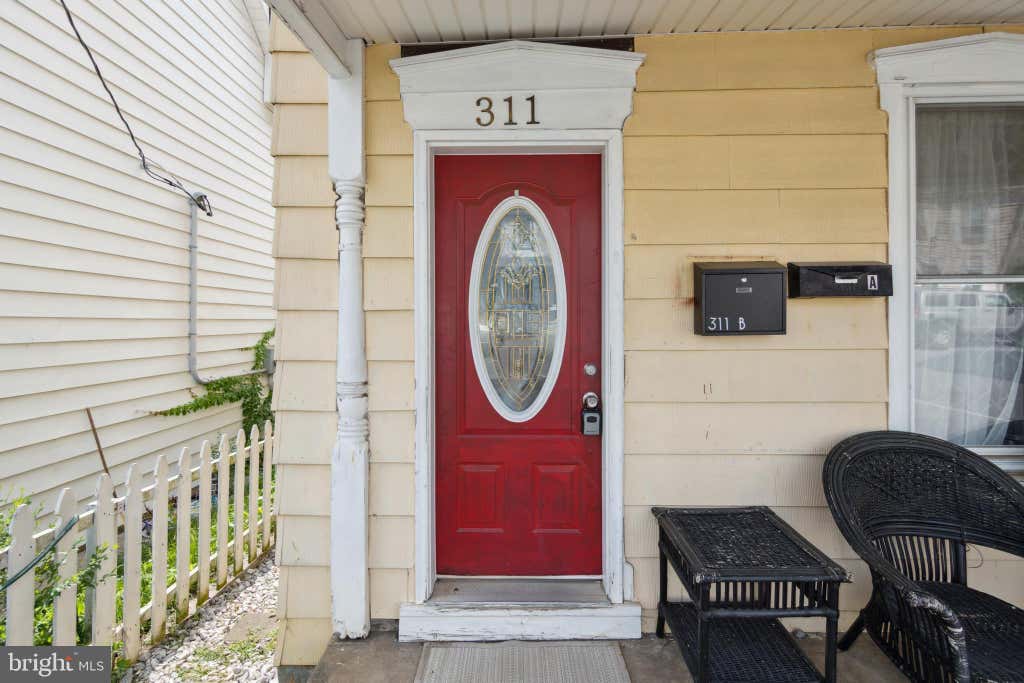 Photo of 311 Boyd Avenue, MARTINSBURG, WV 25401 (MLS # WVBE2053644)
