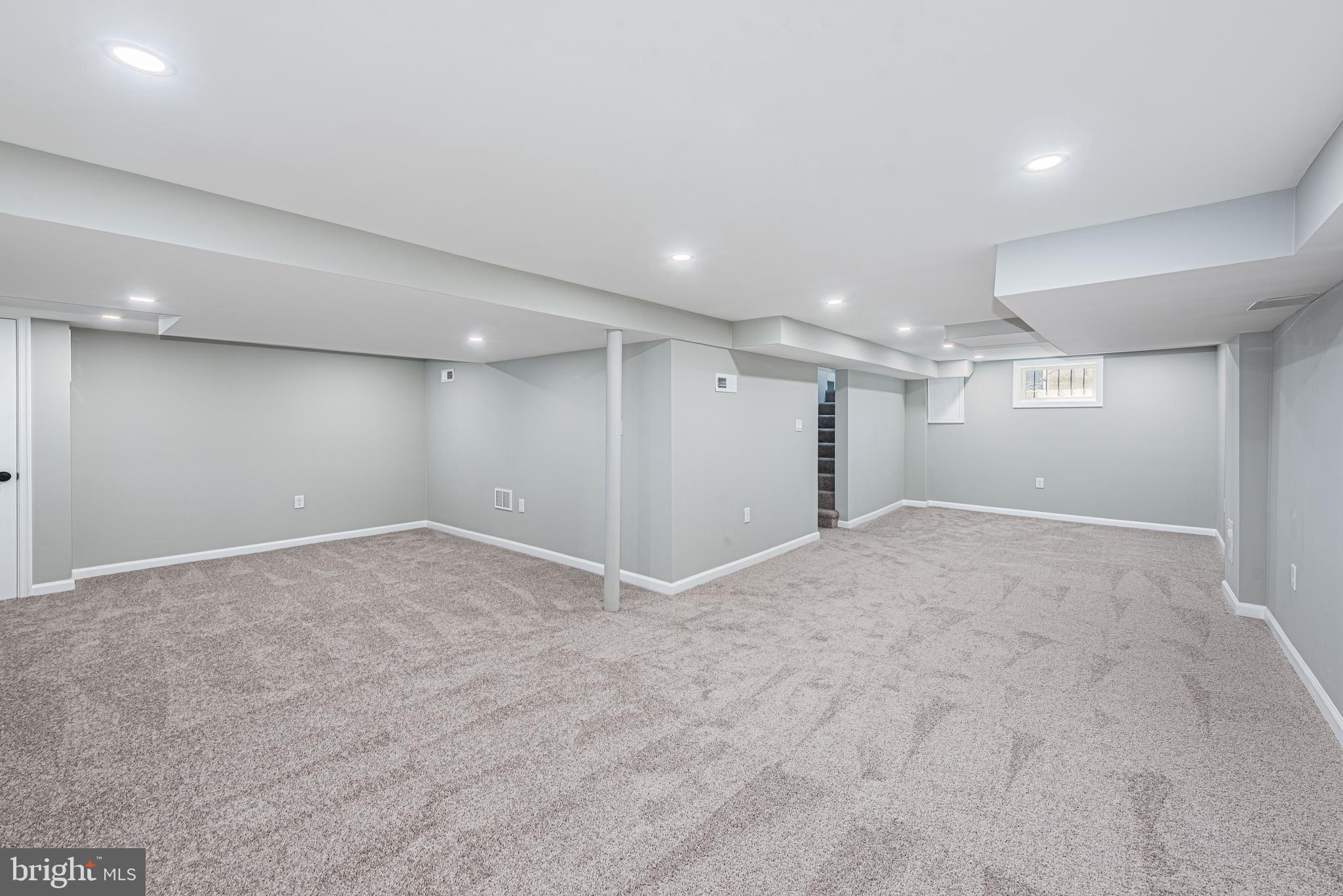 CAMPFIELD GARDENS - Residential