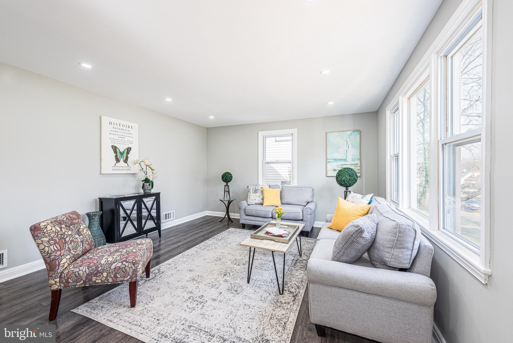CAMPFIELD GARDENS - Residential