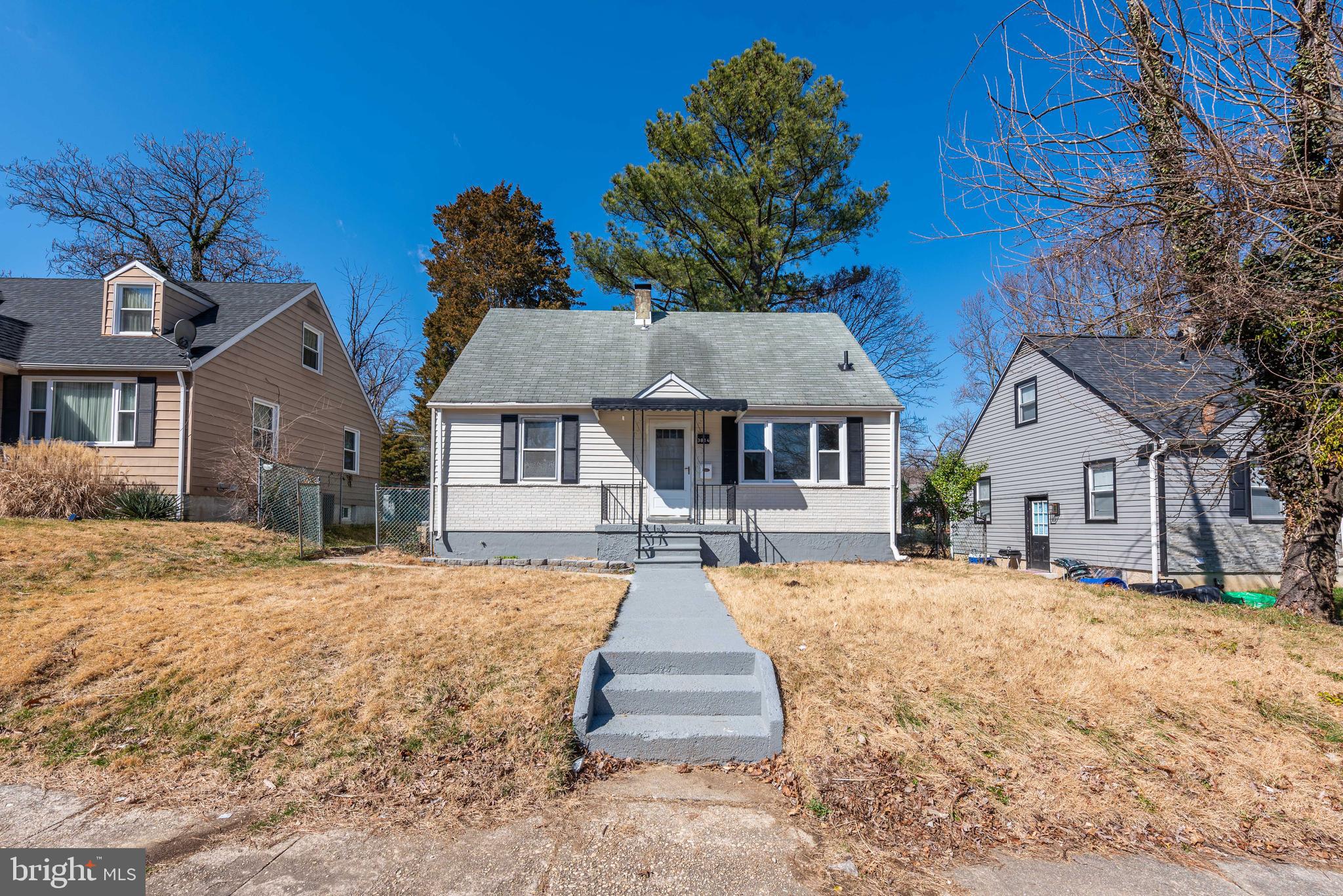 CAMPFIELD GARDENS - Residential