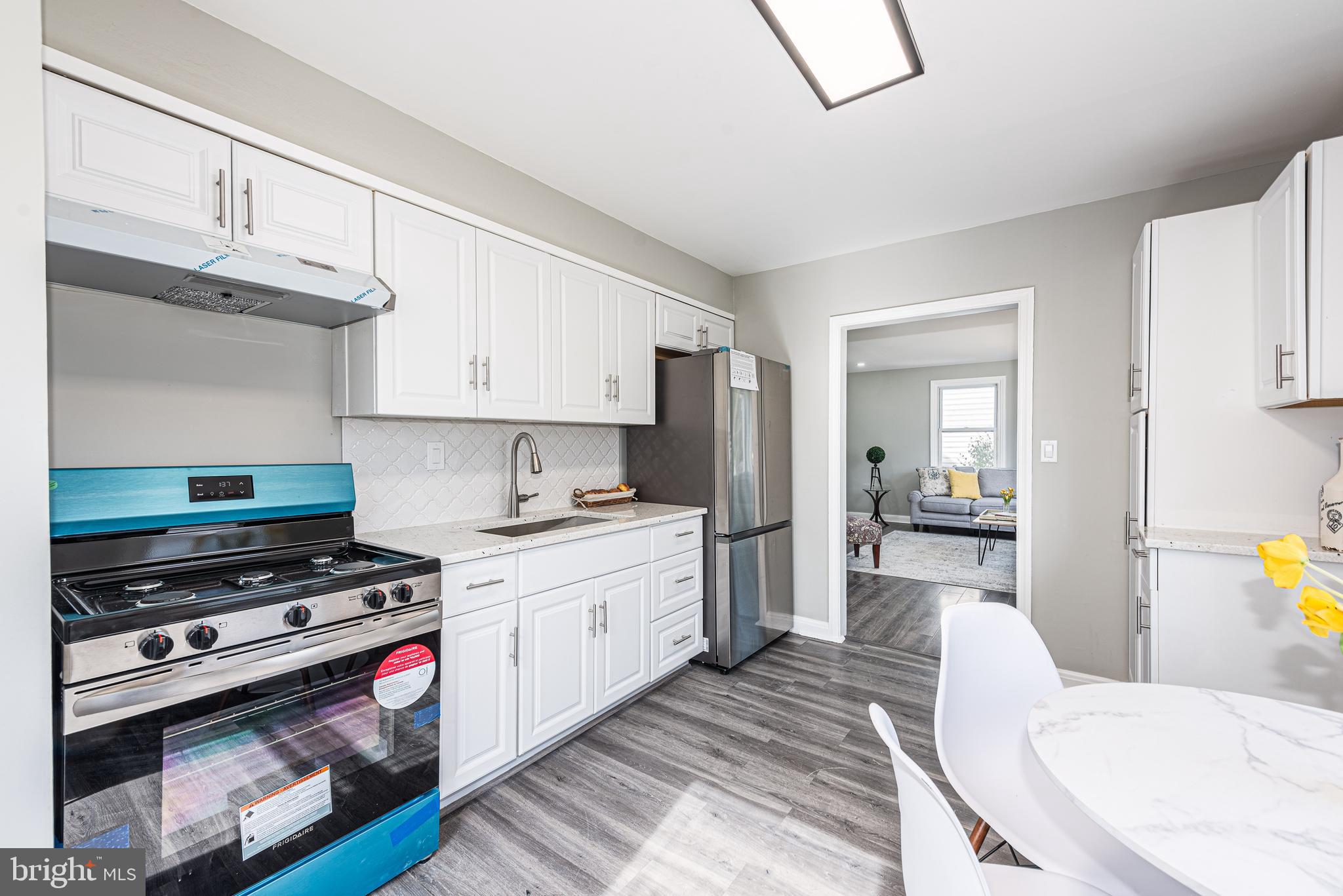CAMPFIELD GARDENS - Residential