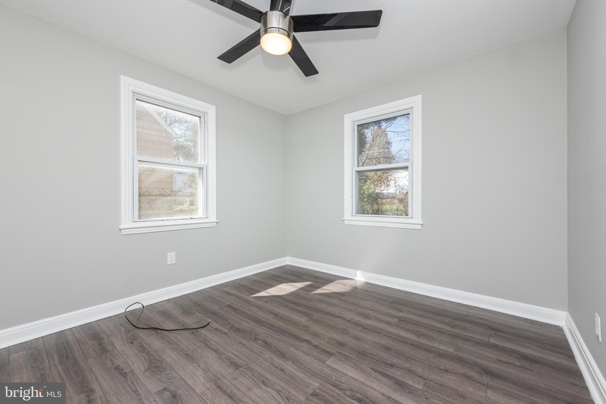 CAMPFIELD GARDENS - Residential