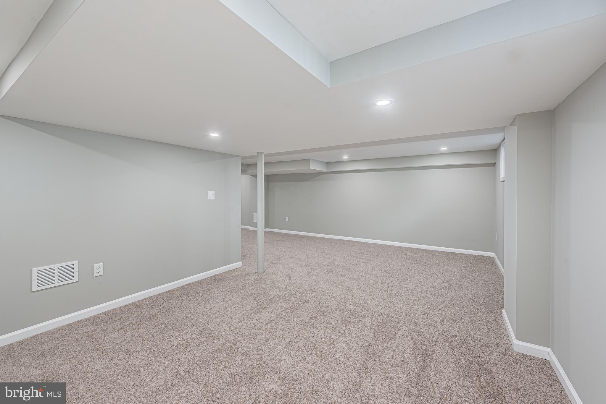 CAMPFIELD GARDENS - Residential