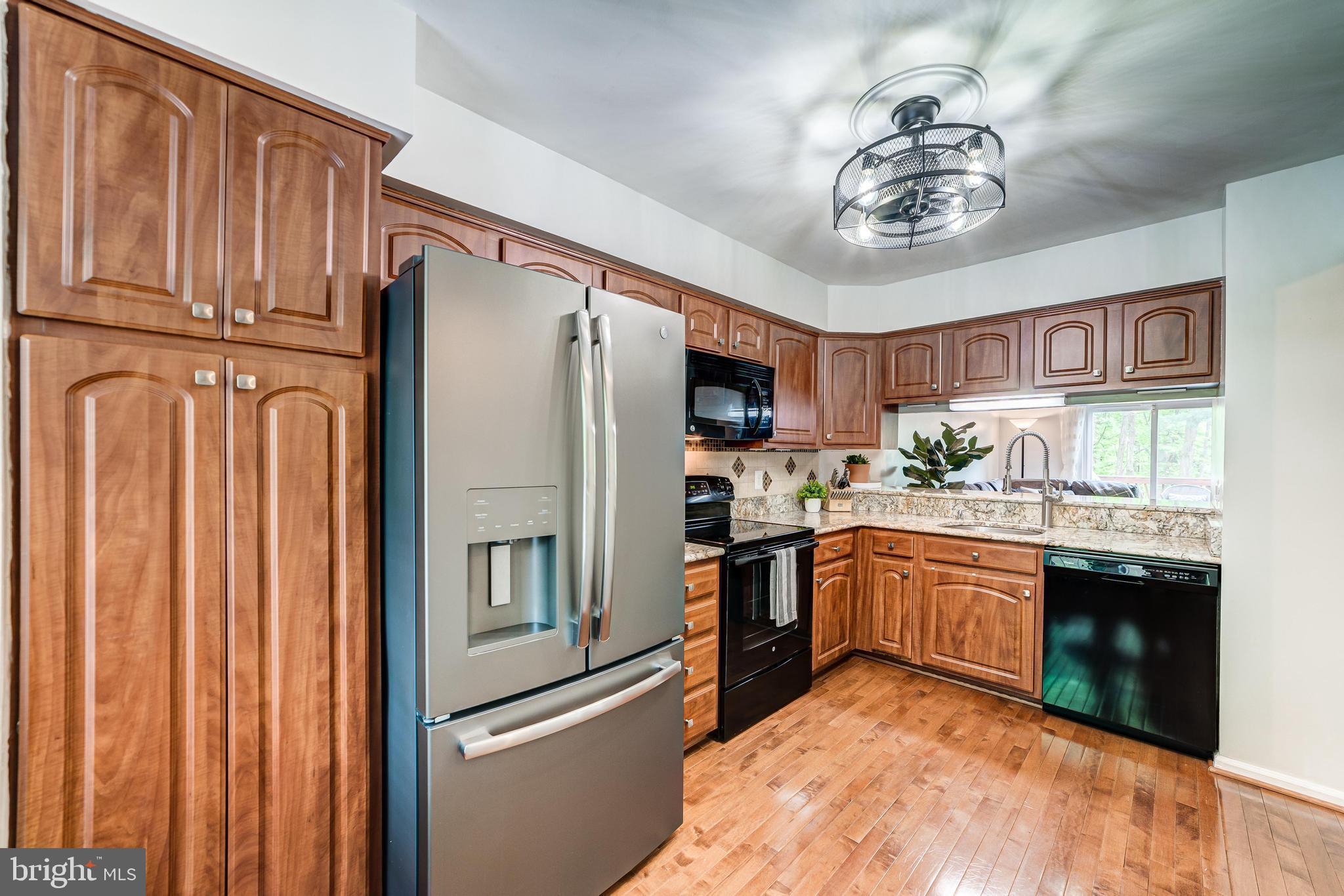 SPRINGFIELD OAKS - Residential