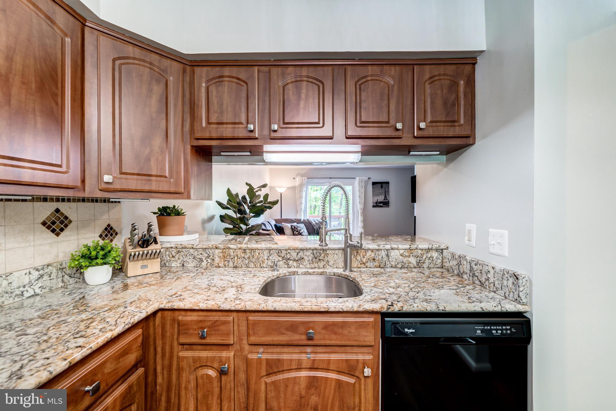 SPRINGFIELD OAKS - Residential