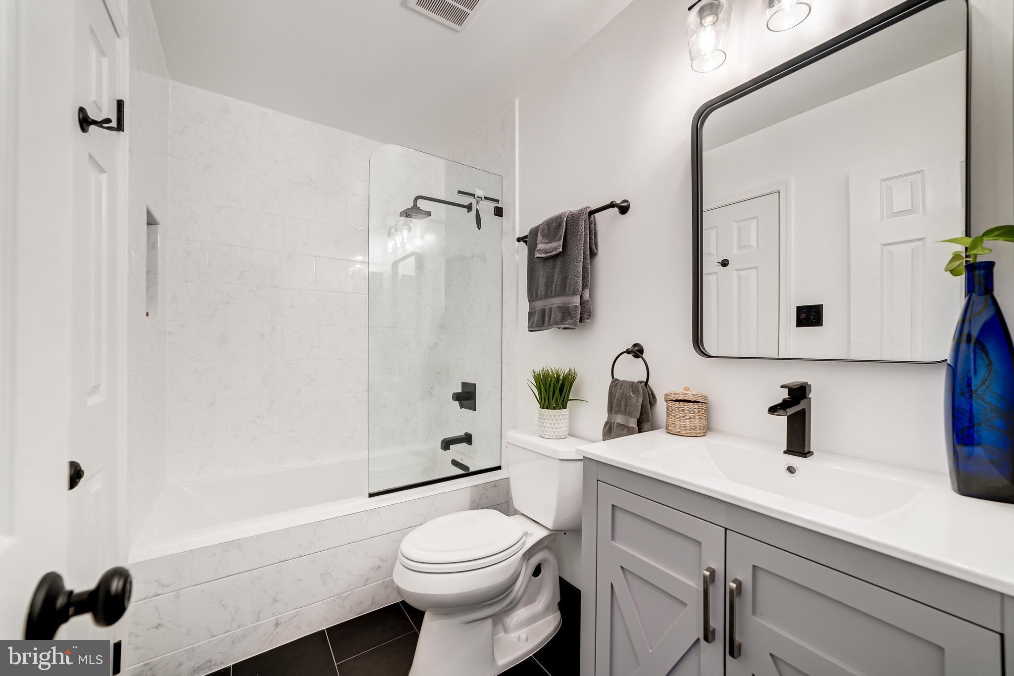 SPRINGFIELD OAKS - Residential