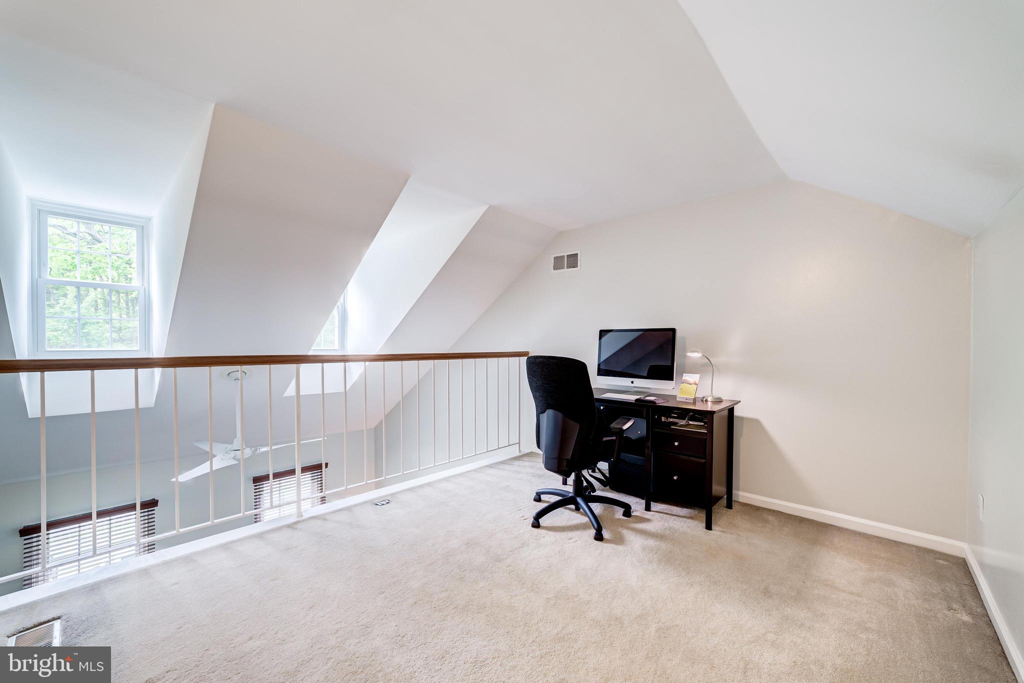 SPRINGFIELD OAKS - Residential