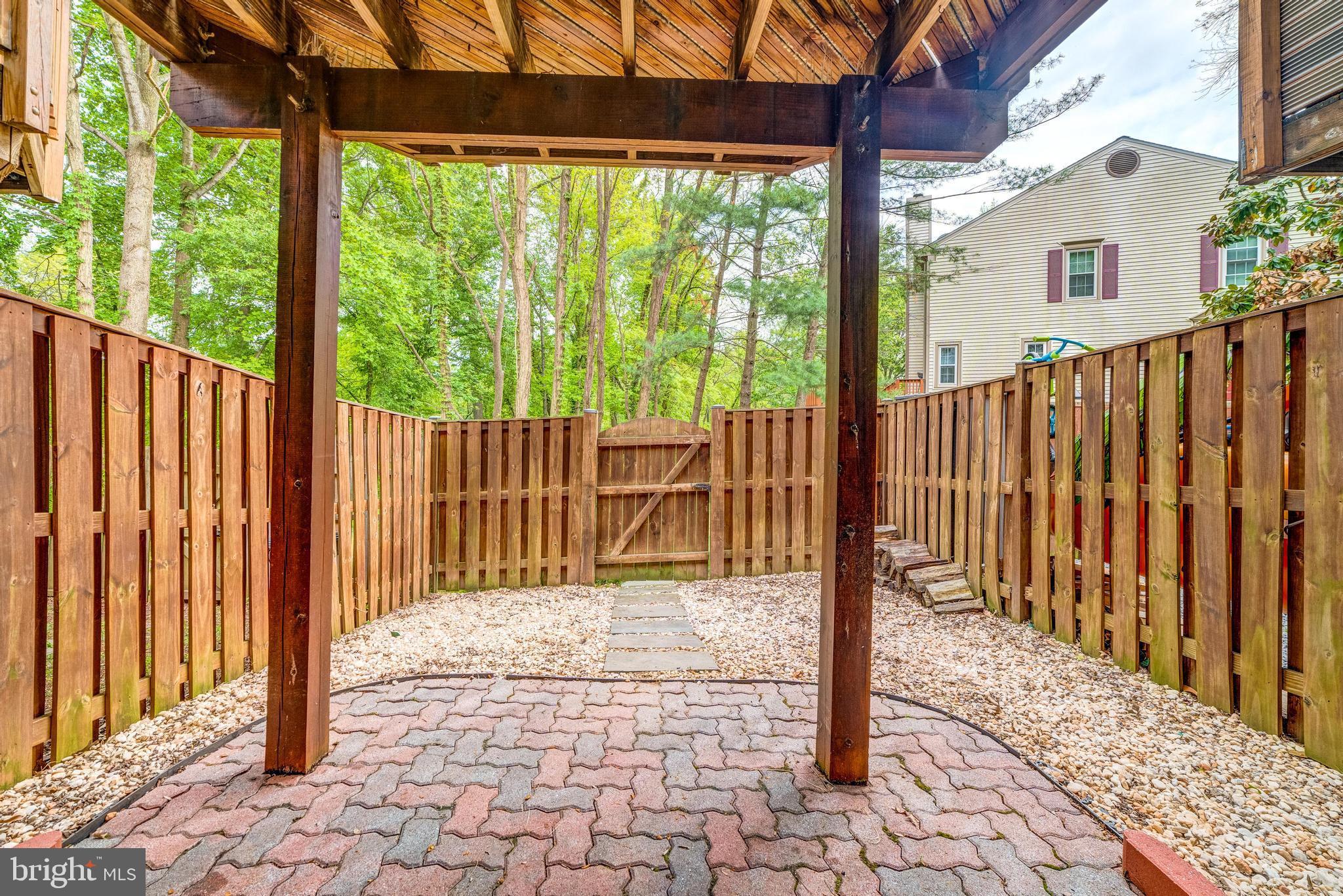 SPRINGFIELD OAKS - Residential