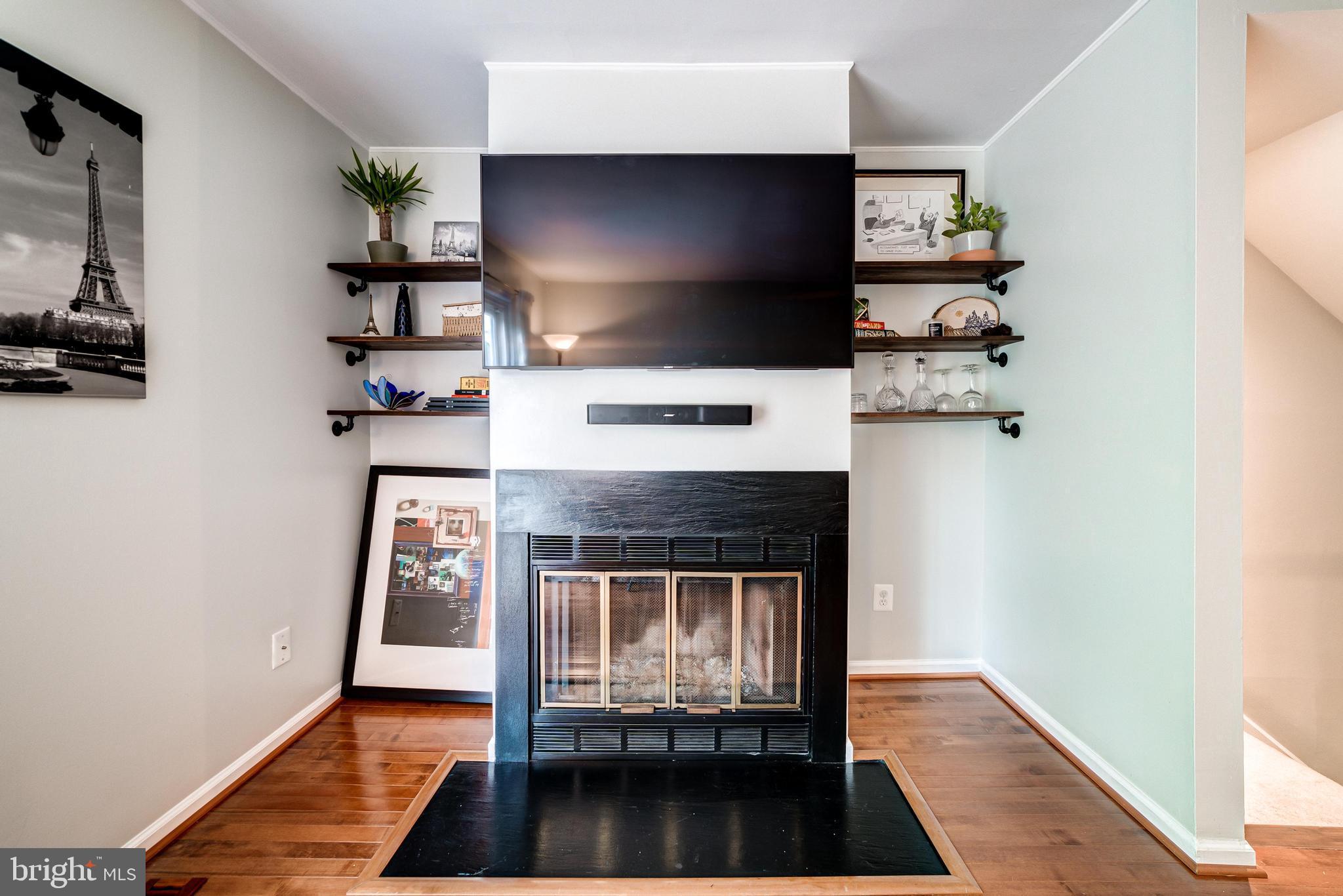 SPRINGFIELD OAKS - Residential