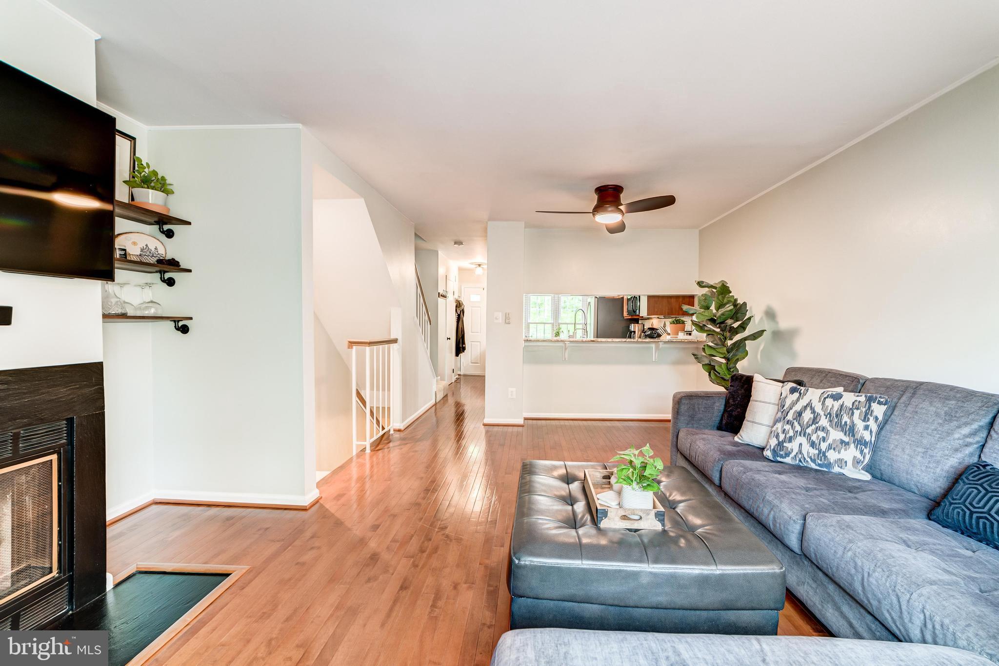 SPRINGFIELD OAKS - Residential