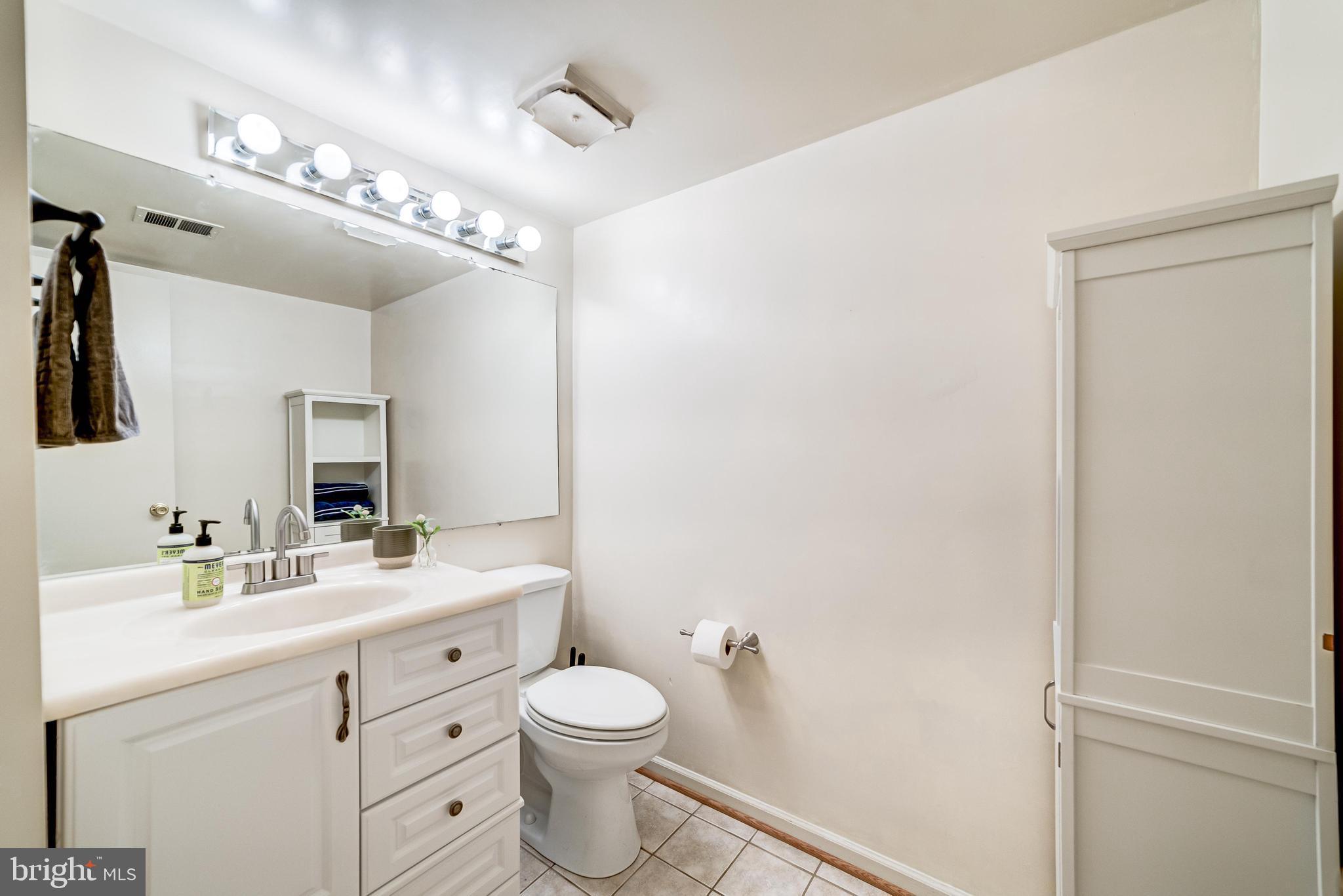 SPRINGFIELD OAKS - Residential