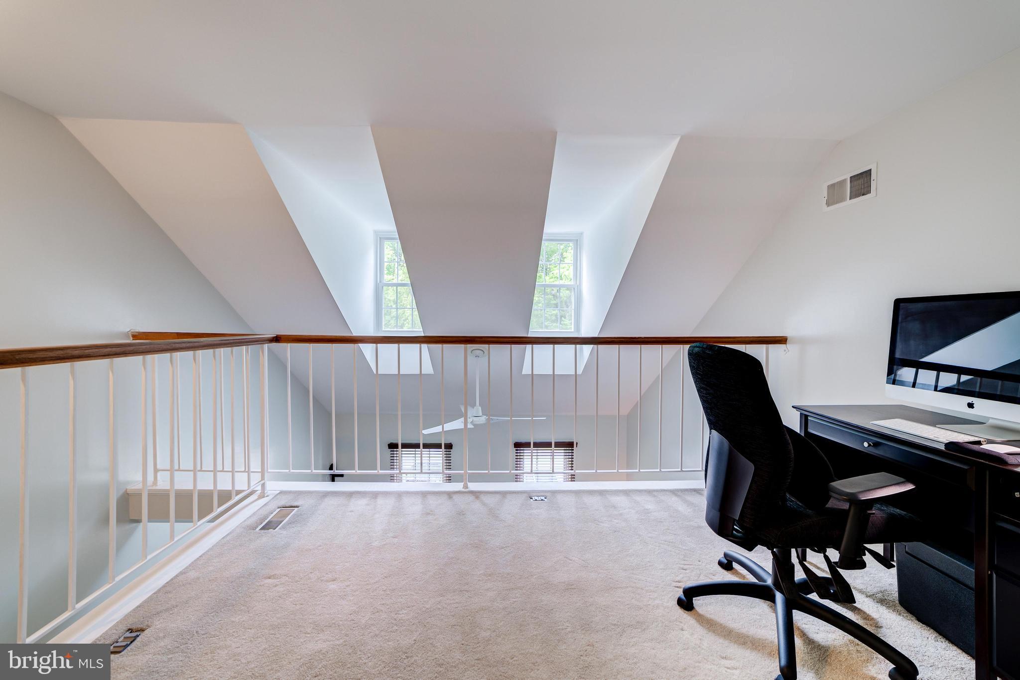 SPRINGFIELD OAKS - Residential