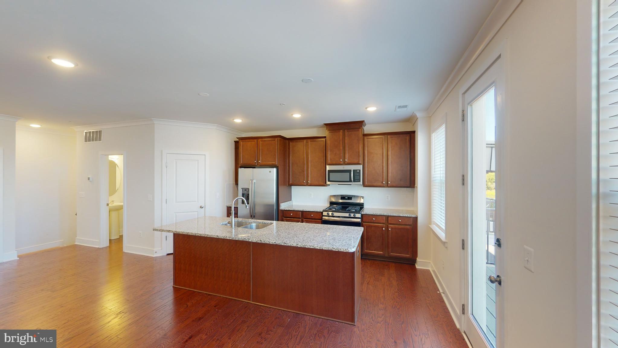 STONE MILL - Residential Lease