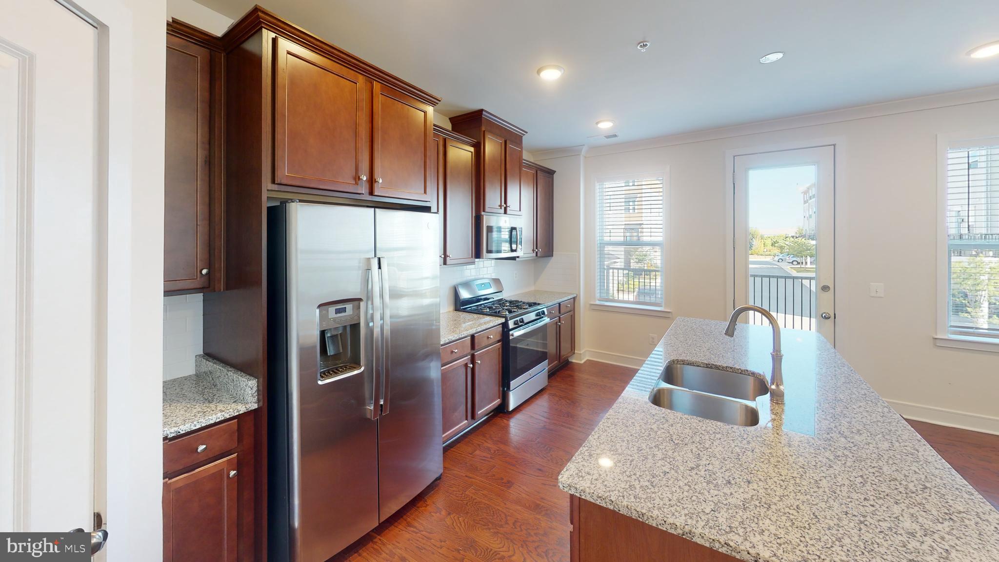 STONE MILL - Residential Lease