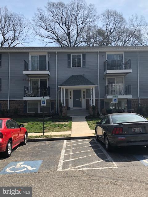 CHESTERFIELD GARDEN CONDOMINIUM - Residential Lease