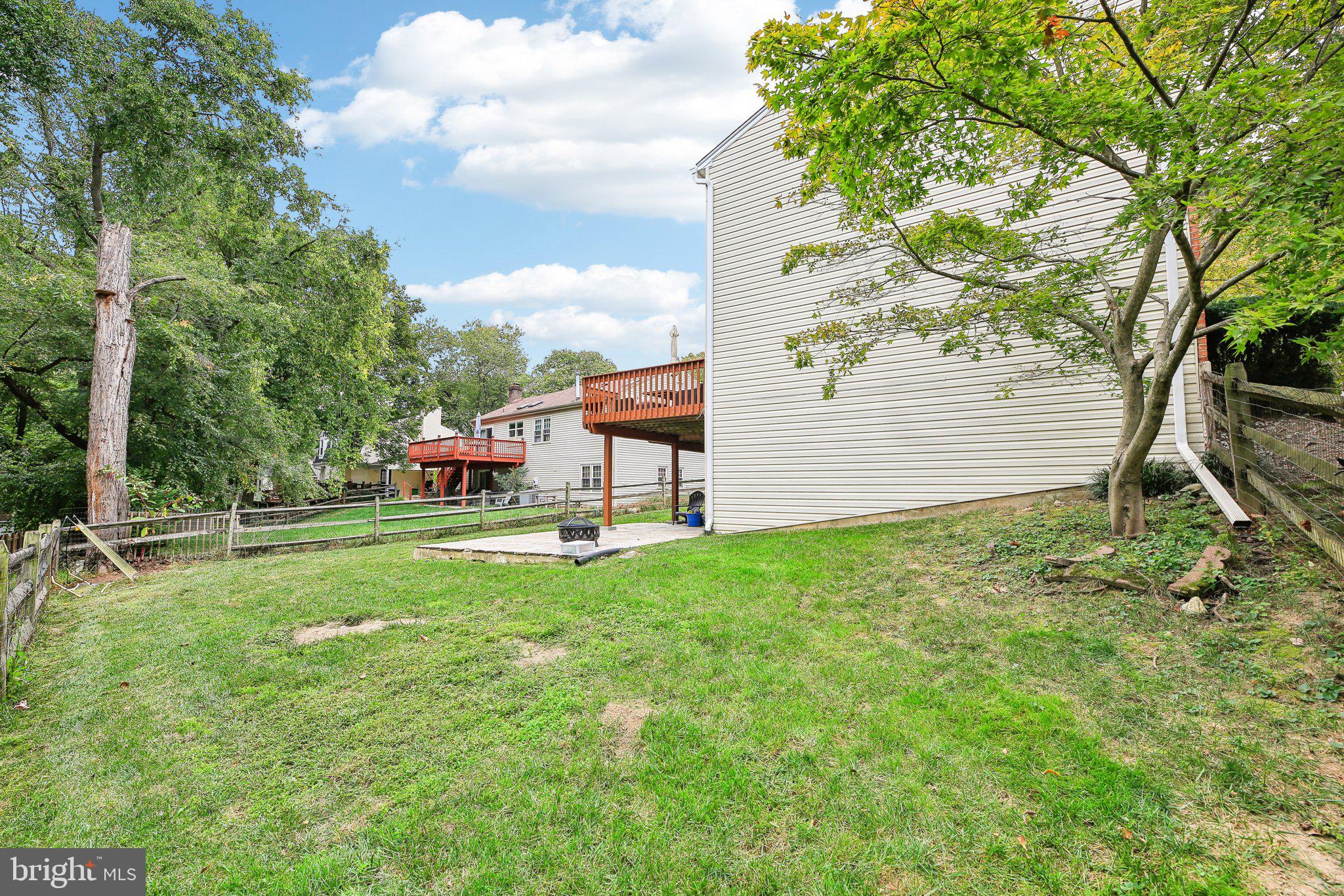 VILLAGE OF LONG REACH - Residential